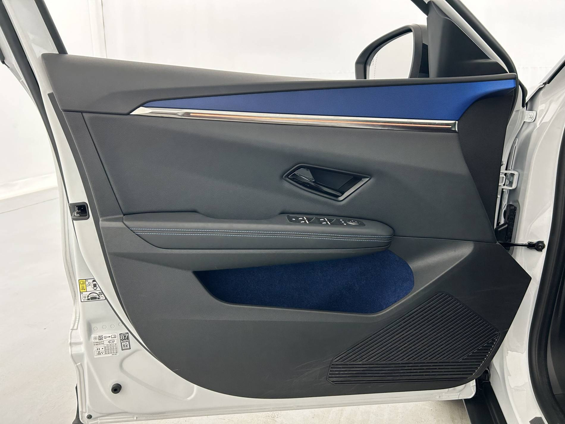 Vente en ligne Renault Scenic E-Tech  220 ch grande autonomie au prix de 40 990 €