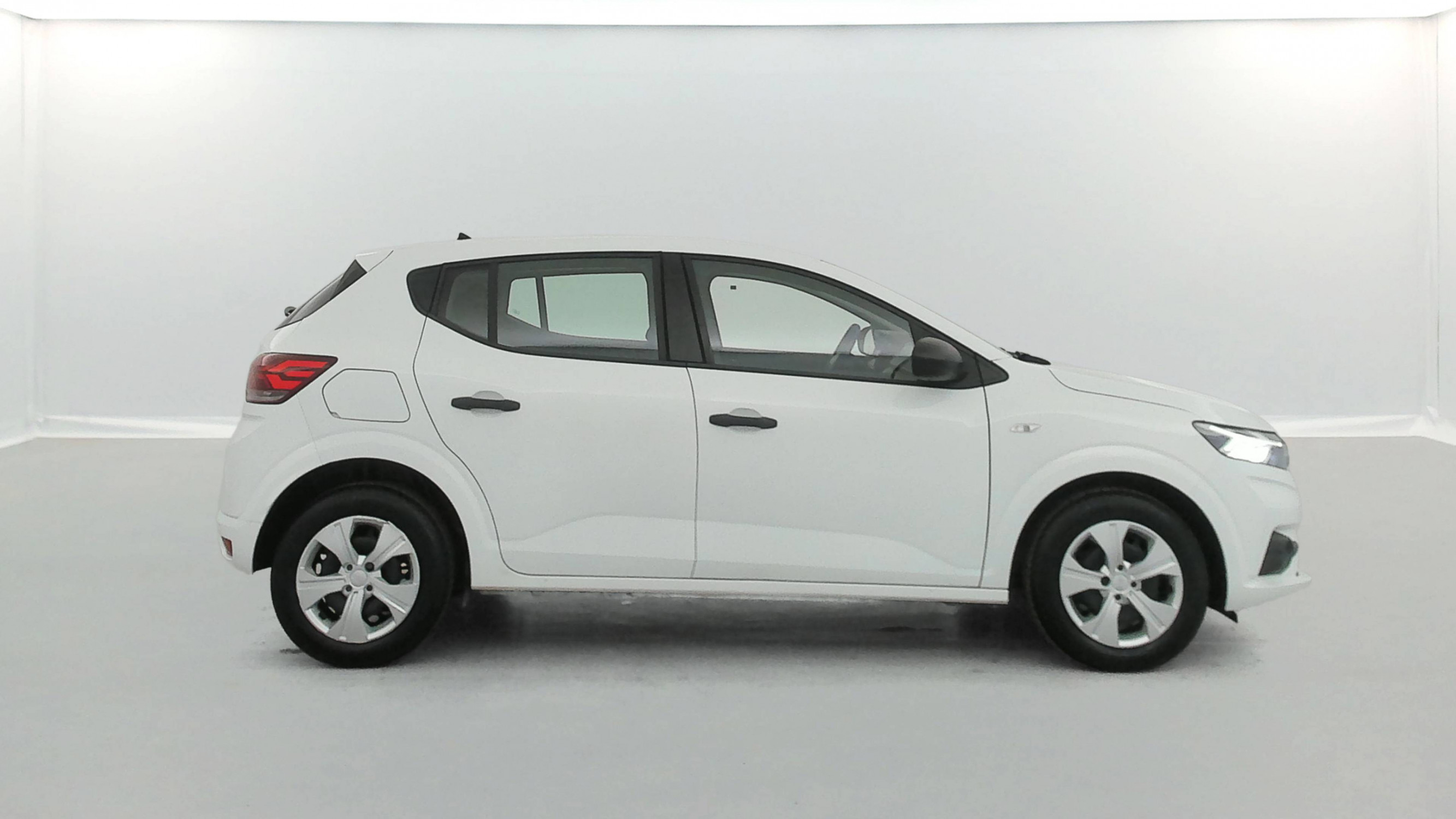 Vente en ligne Dacia Sandero  ECO-G 100 au prix de 10 990 €