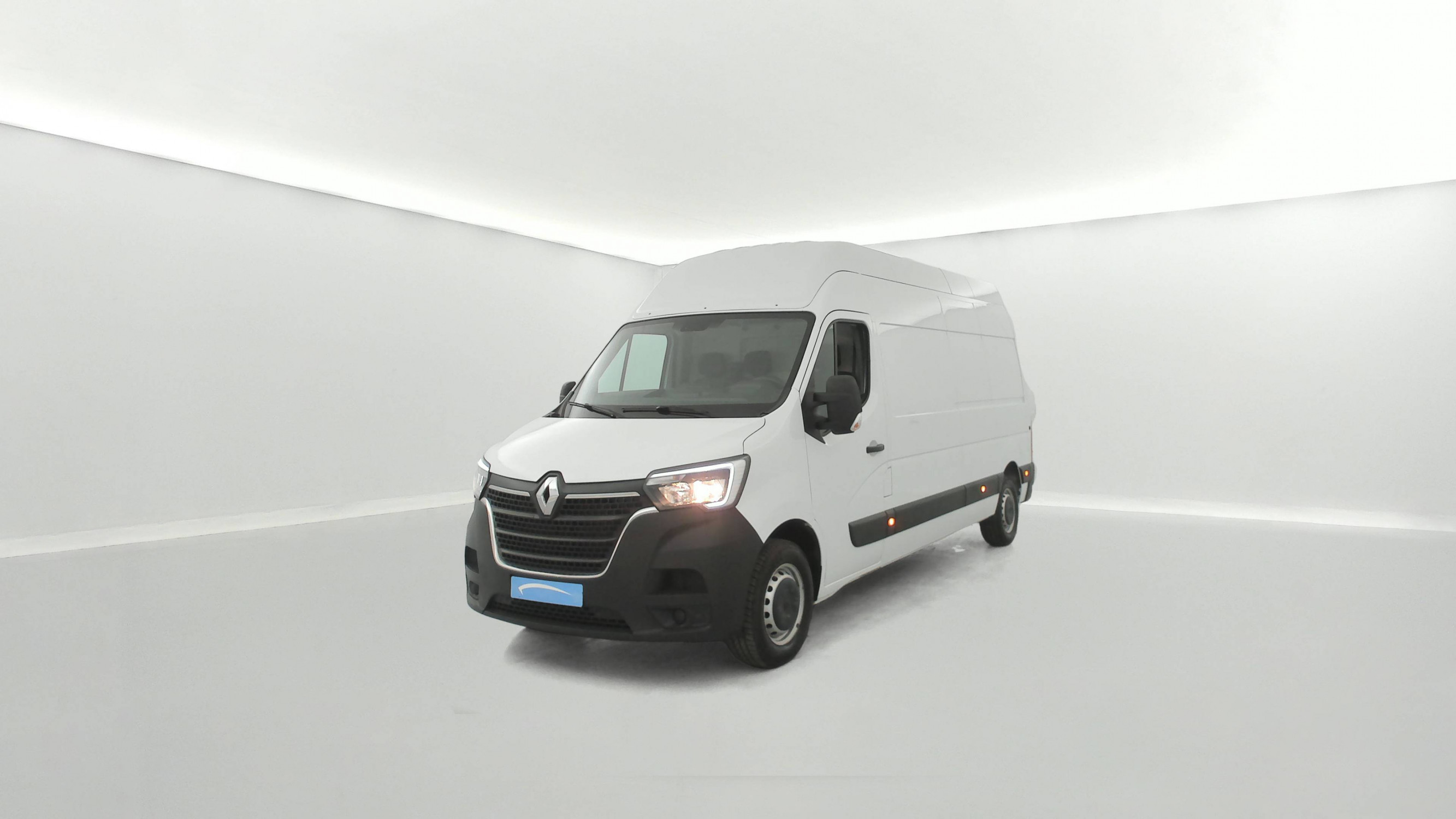 Renault Master Fourgon MASTER FGN TRAC F3500 L3H3 BLUE DCI 135 occasion de 2024 en vente à Saint-Brieuc