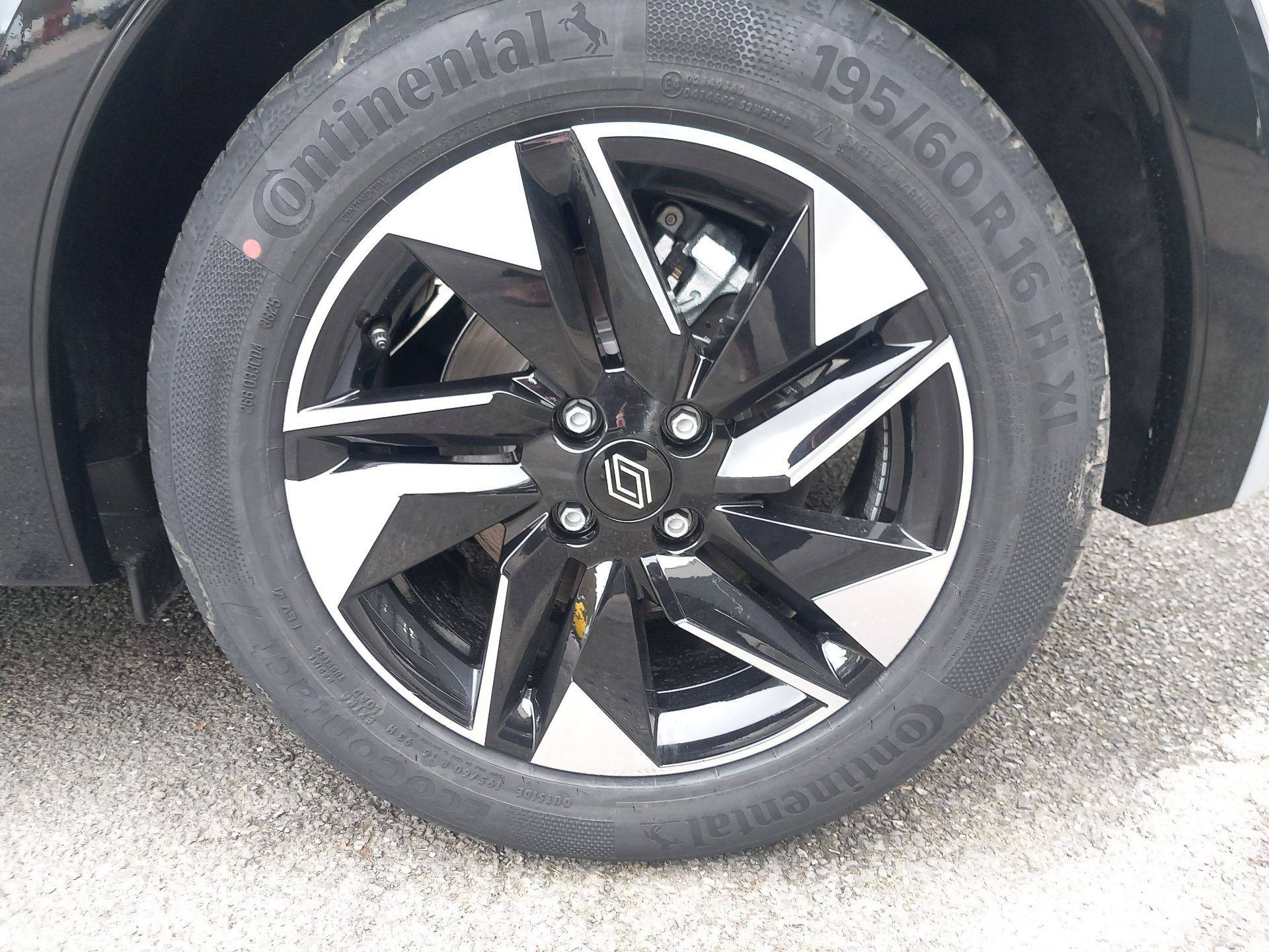 Vente en ligne Renault Clio 6 Clio TCe 115 ch au prix de 23 990 €