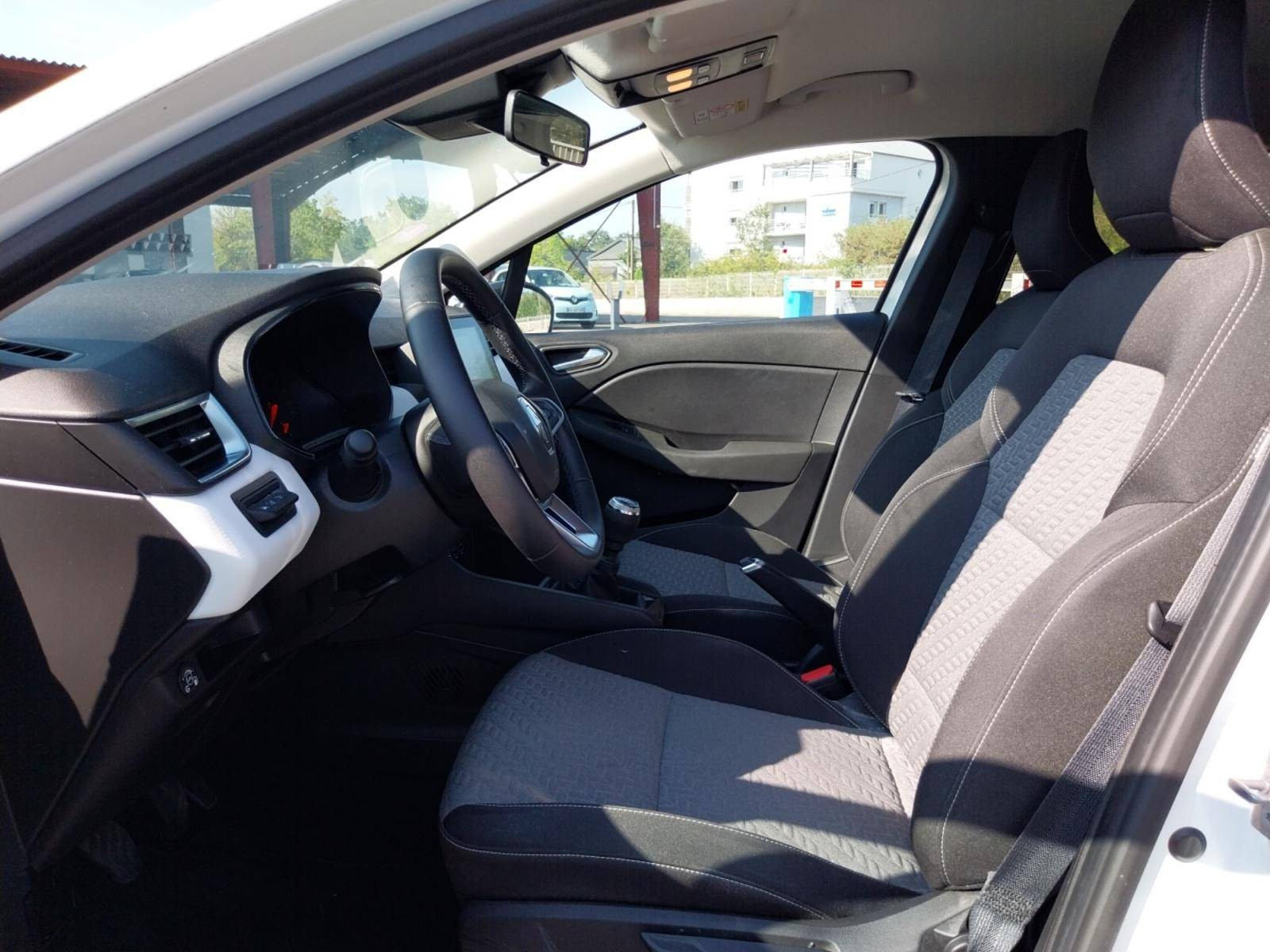 Vente en ligne Renault Clio 5 Clio TCe 100 GPL au prix de 15 990 €
