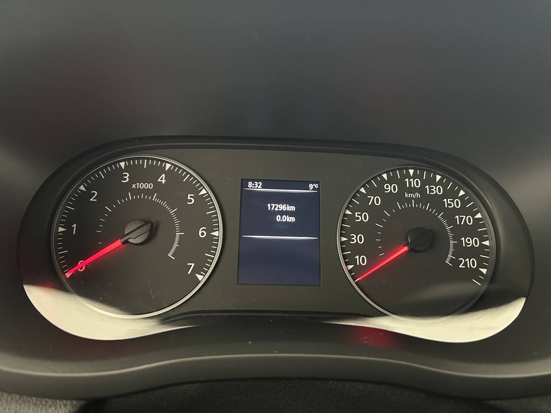 Vente en ligne Renault Master Fourgon MASTER FGN TRAC F3500 L2H2 BLUE DCI 135 au prix de 25 490 €