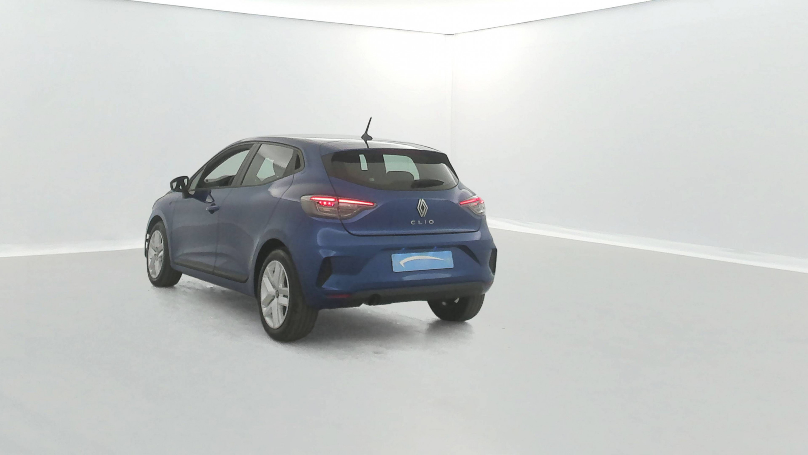 Vente en ligne Renault Clio 5 Clio Blue dCi 100 ch au prix de 18 791 €
