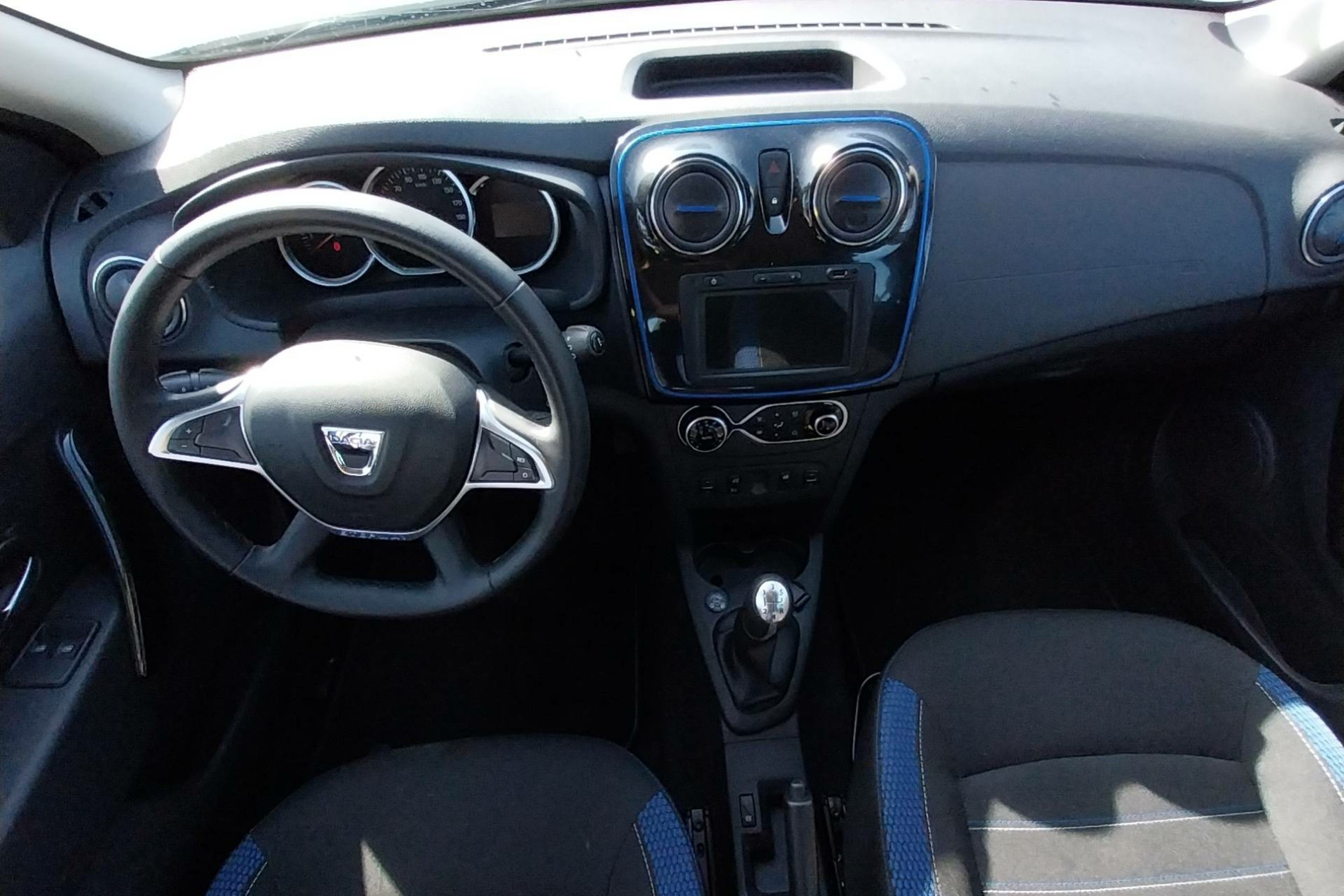 Vente en ligne Dacia Logan 2  ECO-G 100 au prix de 12 600 €