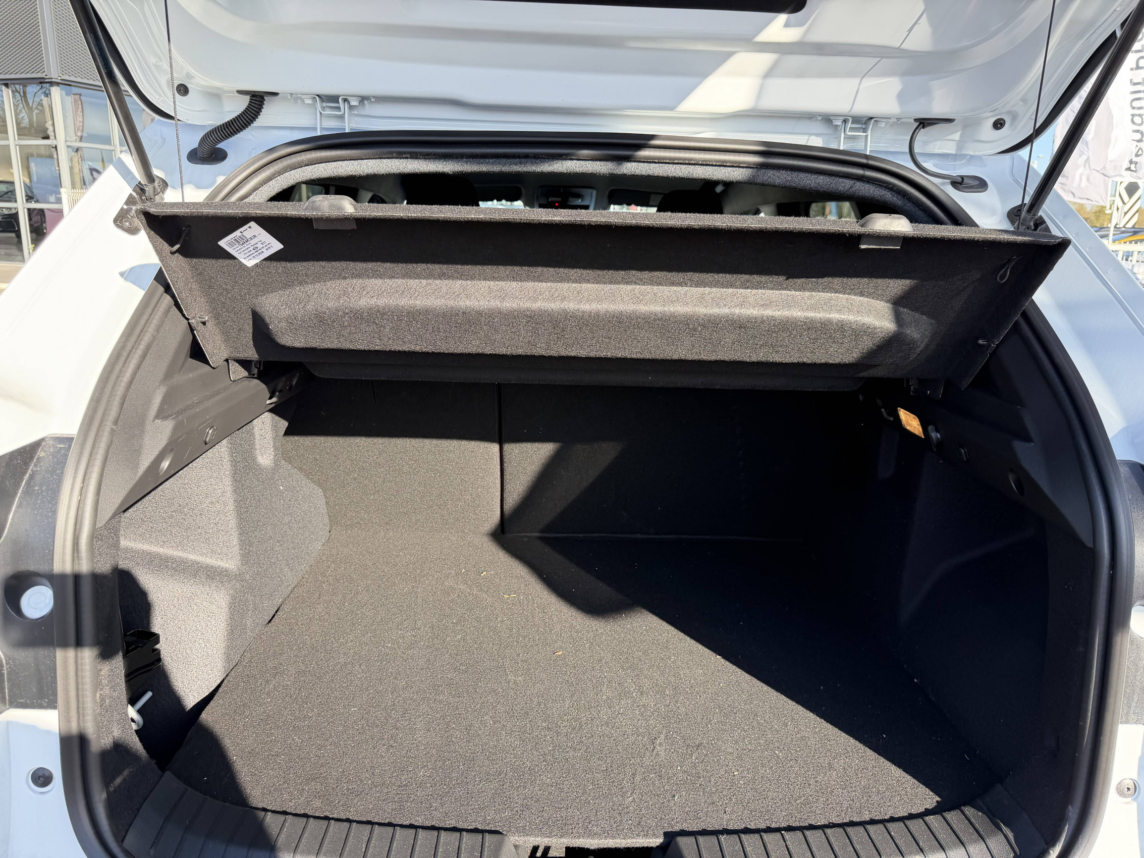Vente en ligne Dacia Duster  Hybrid 155 au prix de 28 590 €