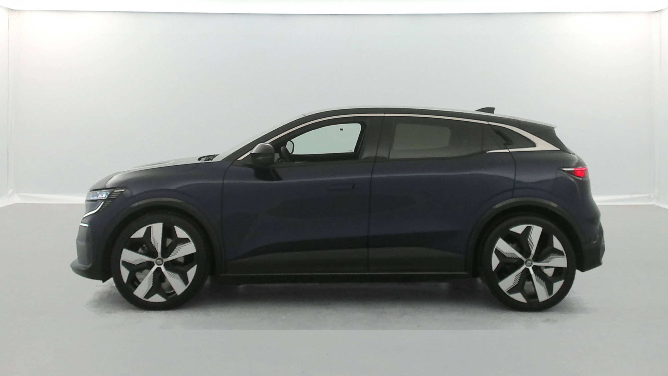 Vente en ligne Renault Megane E-Tech  220 ch autonomie confort GSR2 au prix de 29 490 €