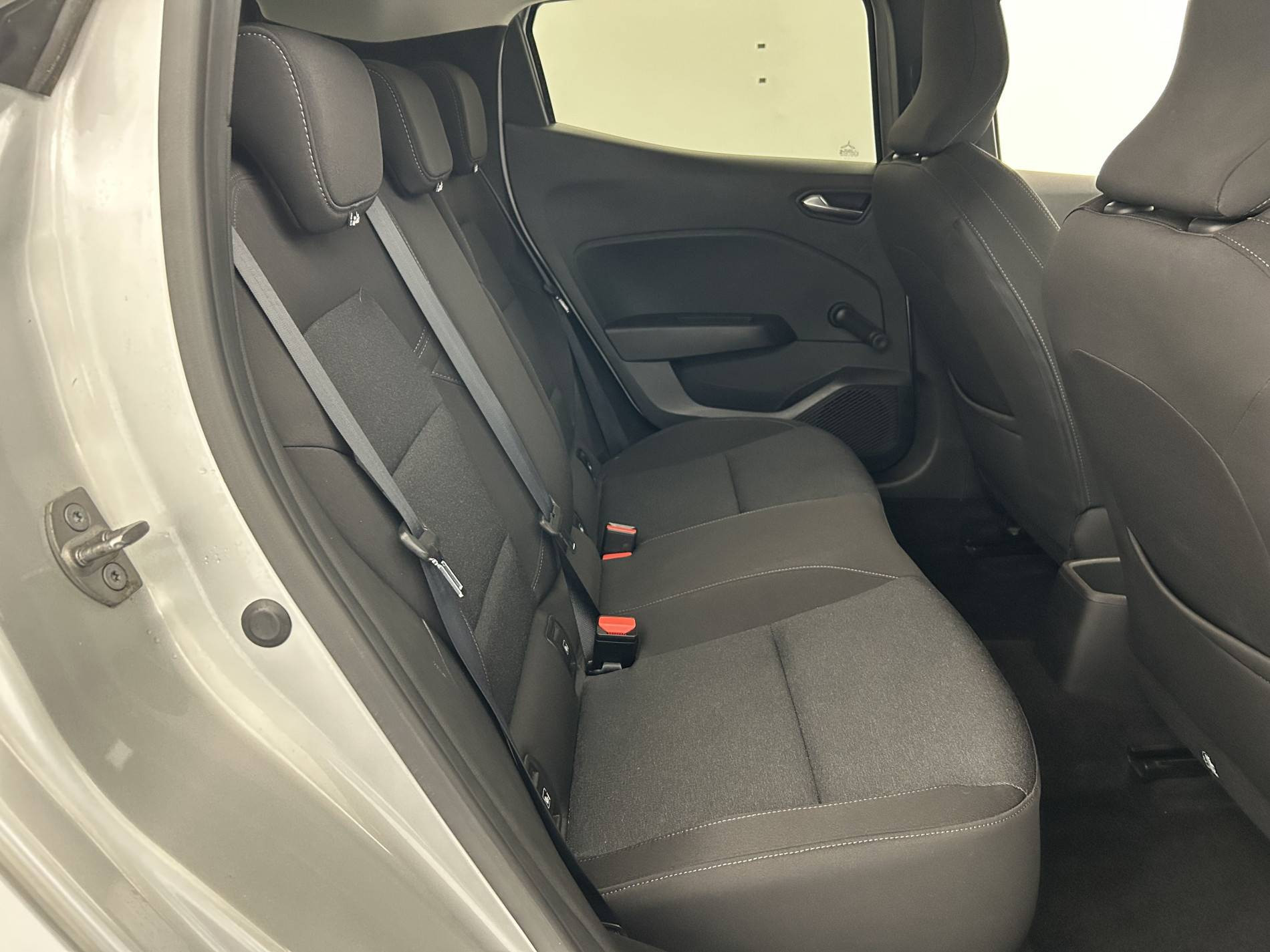 Vente en ligne Renault Clio 5 Clio TCe 90 au prix de 13 690 €