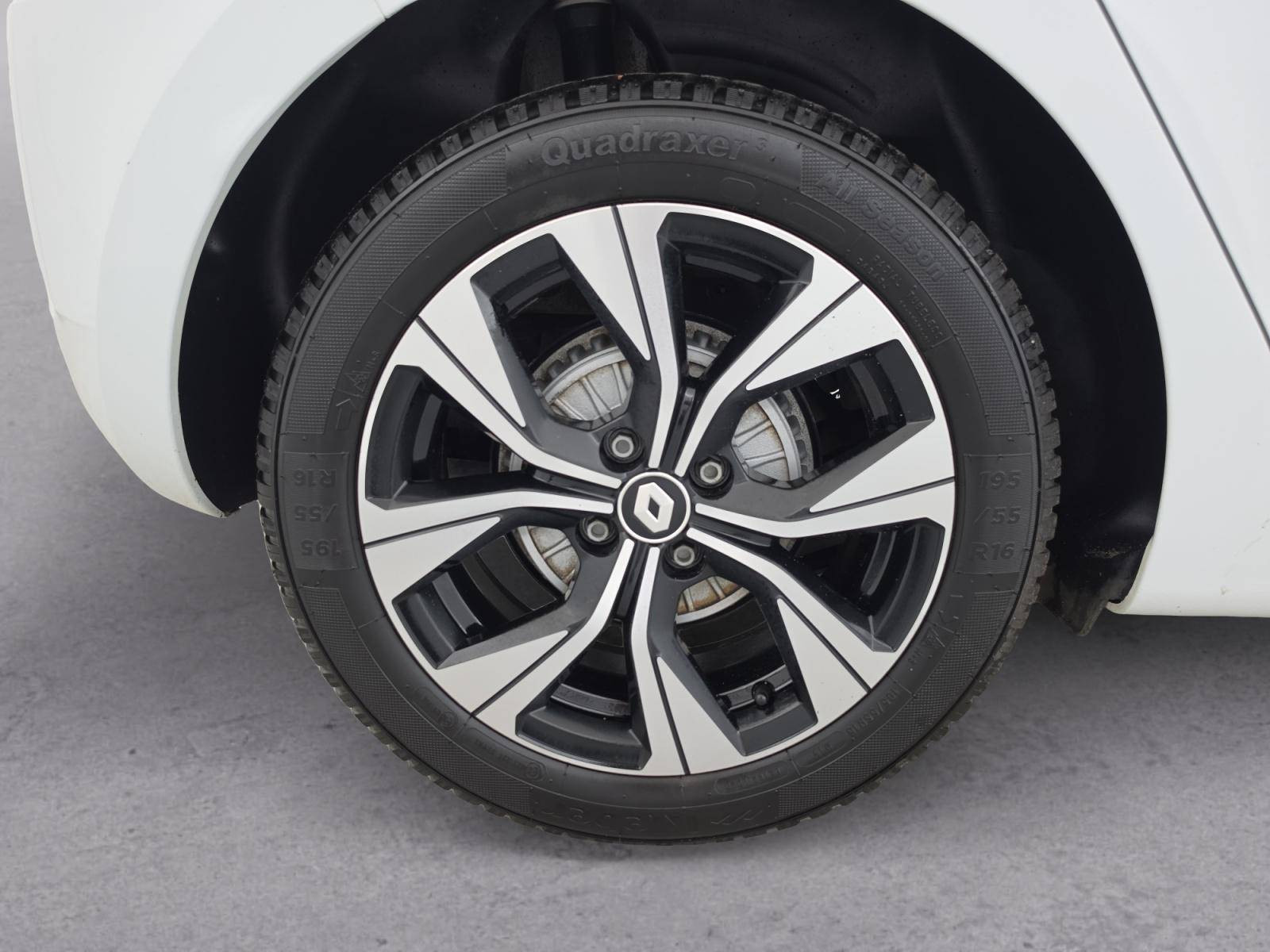 Vente en ligne Renault Clio 5 Clio Blue dCi 100 au prix de 13 291 €
