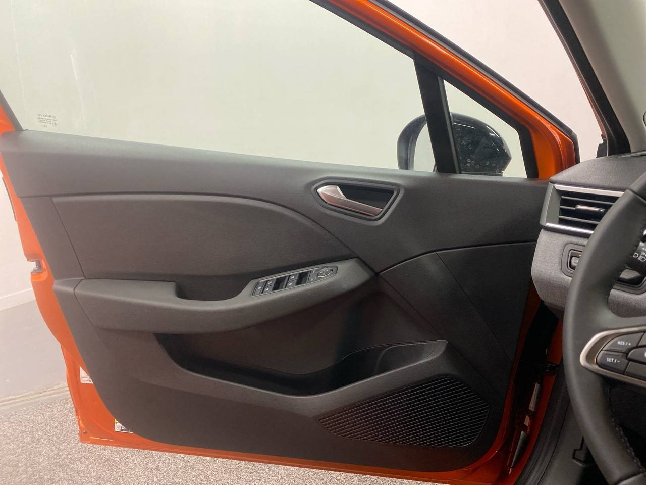 Vente en ligne Renault Clio 5 Clio Blue dCi 100 ch au prix de 18 790 €