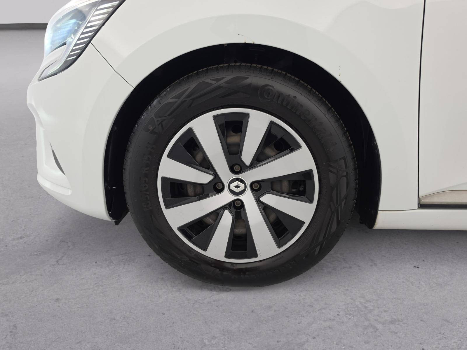Vente en ligne Renault Clio 5 Clio TCe 90 au prix de 14 790 €