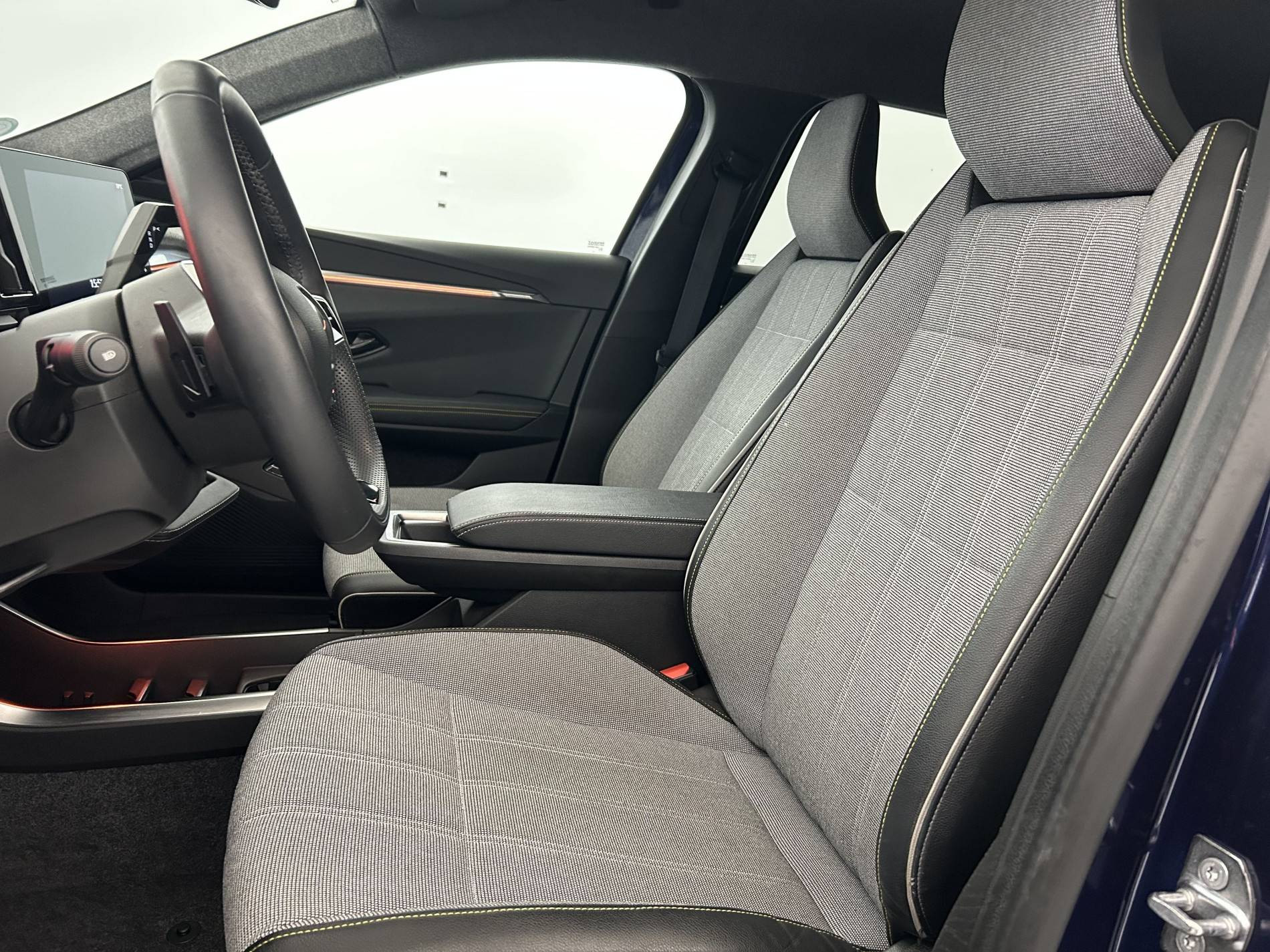 Vente en ligne Renault Scenic E-Tech  220 ch grande autonomie au prix de 33 990 €