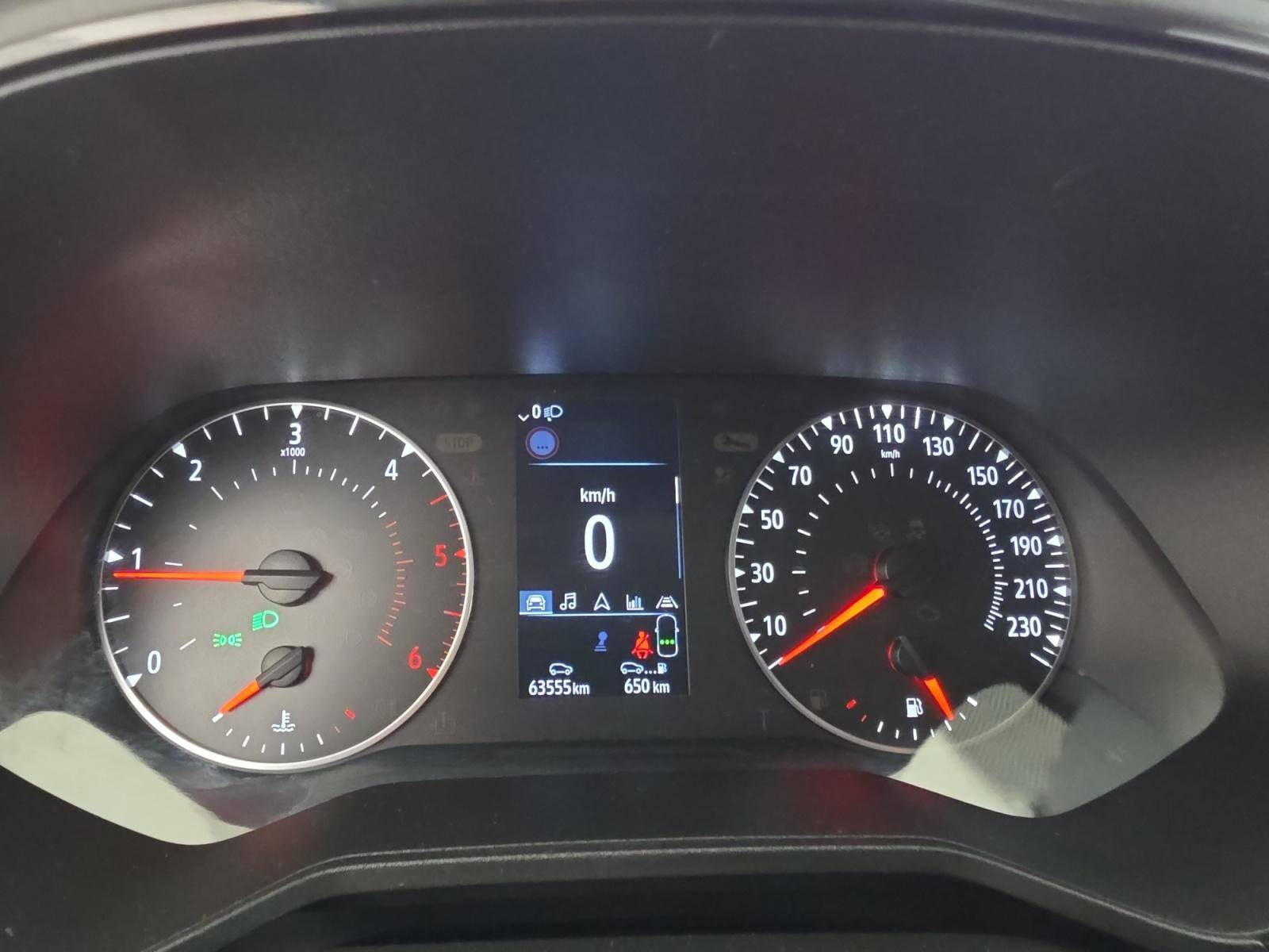 Vente en ligne Renault Clio 5 CLIO SOCIETE BLUE DCI 100 au prix de 13 990 €
