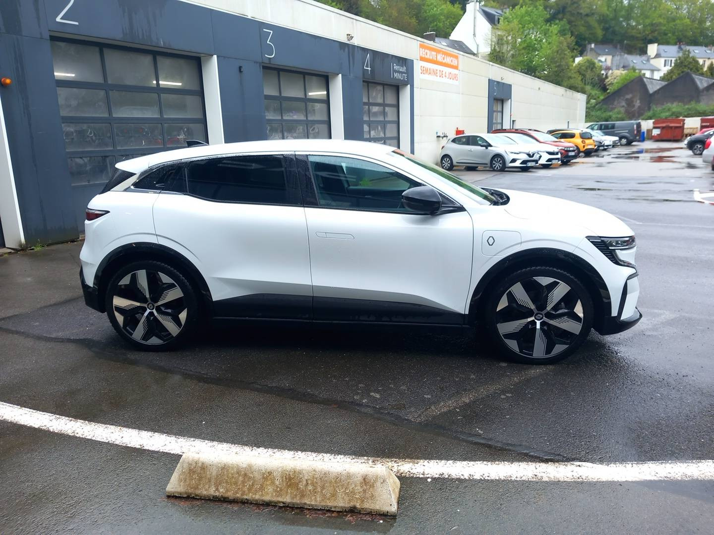 Vente en ligne Renault Megane E-Tech  EV60 220 ch optimum charge au prix de 23 990 €