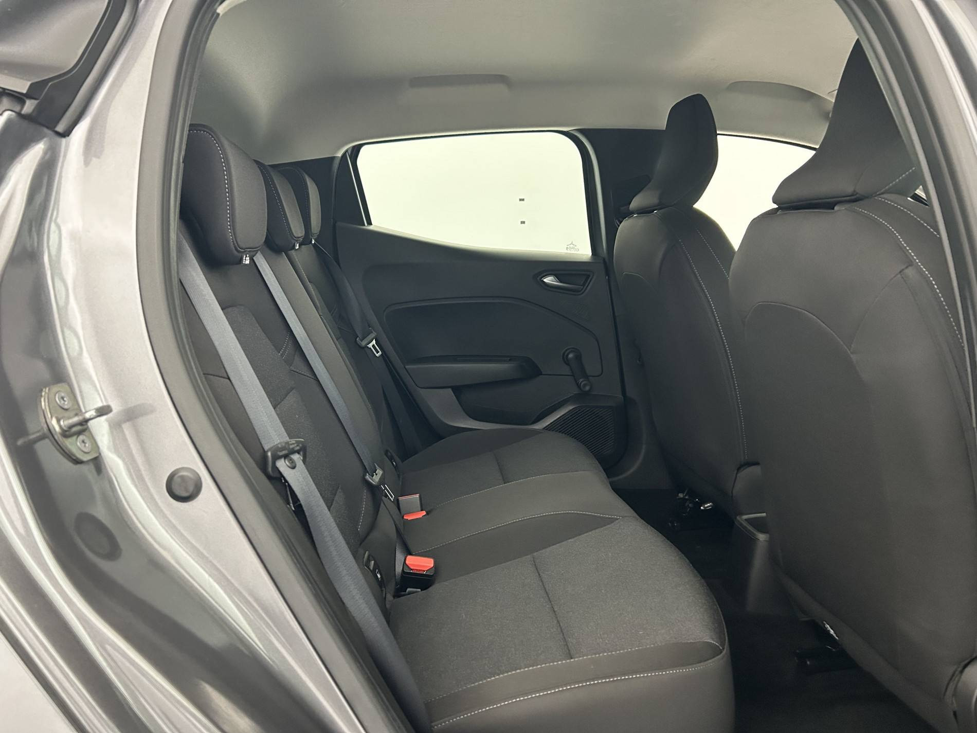 Vente en ligne Renault Clio 5 Clio TCe 90 au prix de 13 950 €