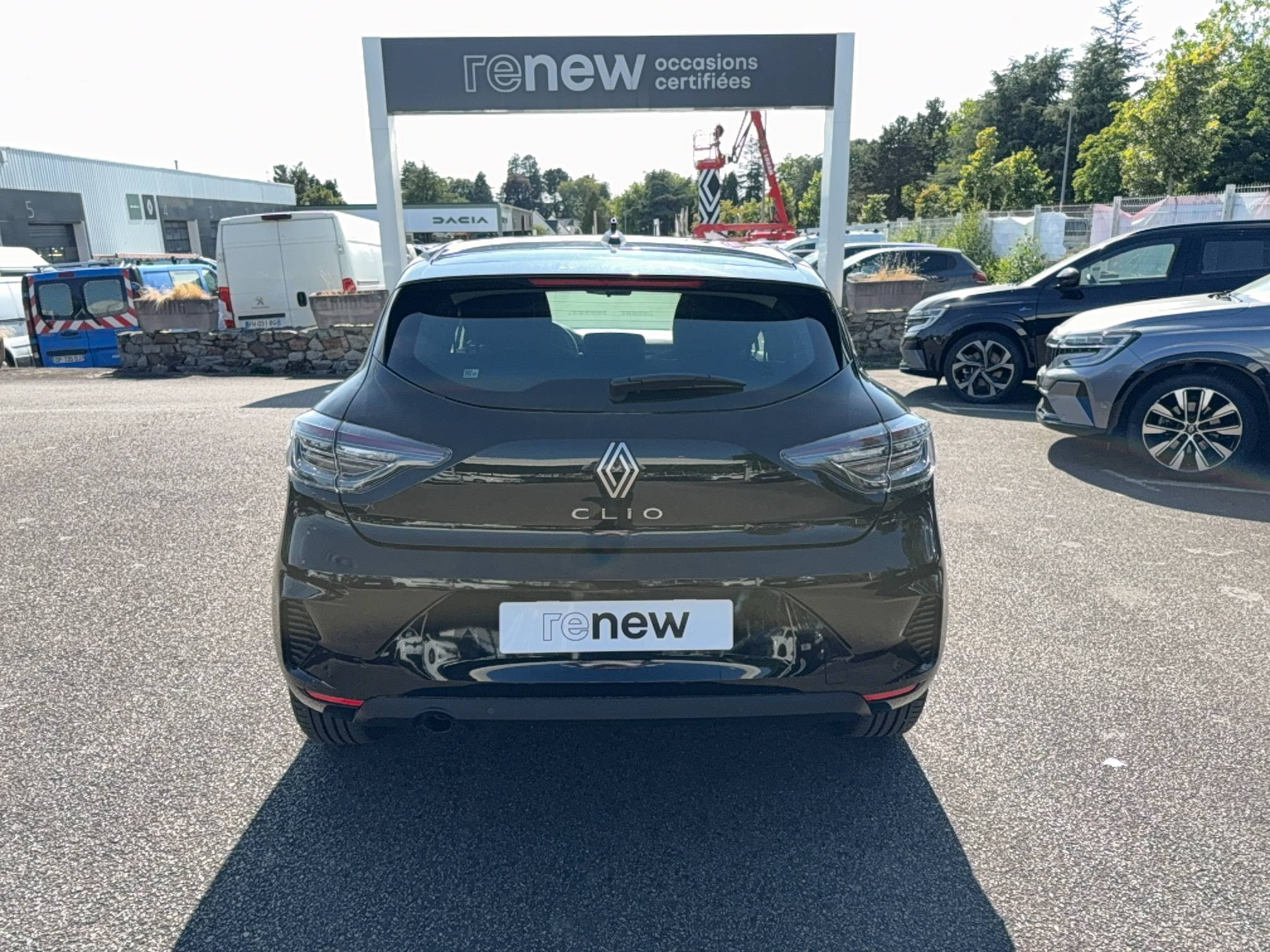 Vente en ligne Renault Clio 5 Clio Blue dCi 100 ch GSR2 au prix de 17 790 €