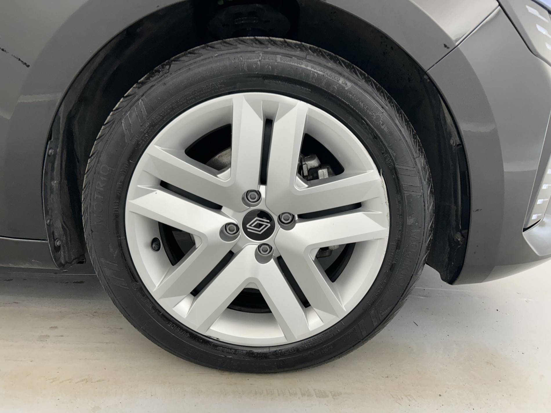 Vente en ligne Renault Clio 5 Clio E-Tech full hybrid 145 ch GSR2 au prix de 19 980 €