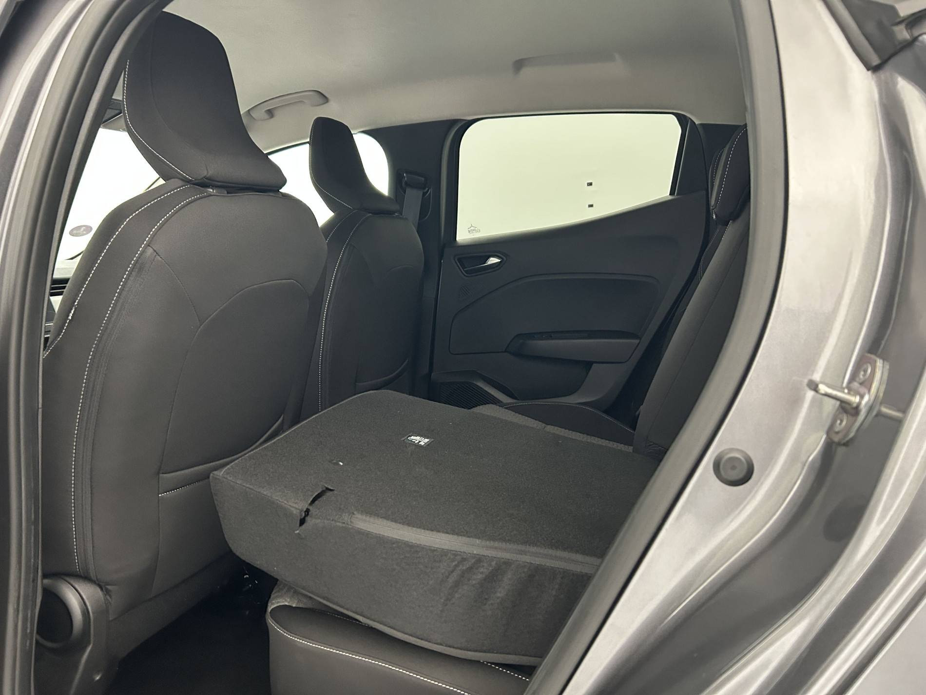 Vente en ligne Renault Clio 5 Clio TCe 90 au prix de 14 990 €