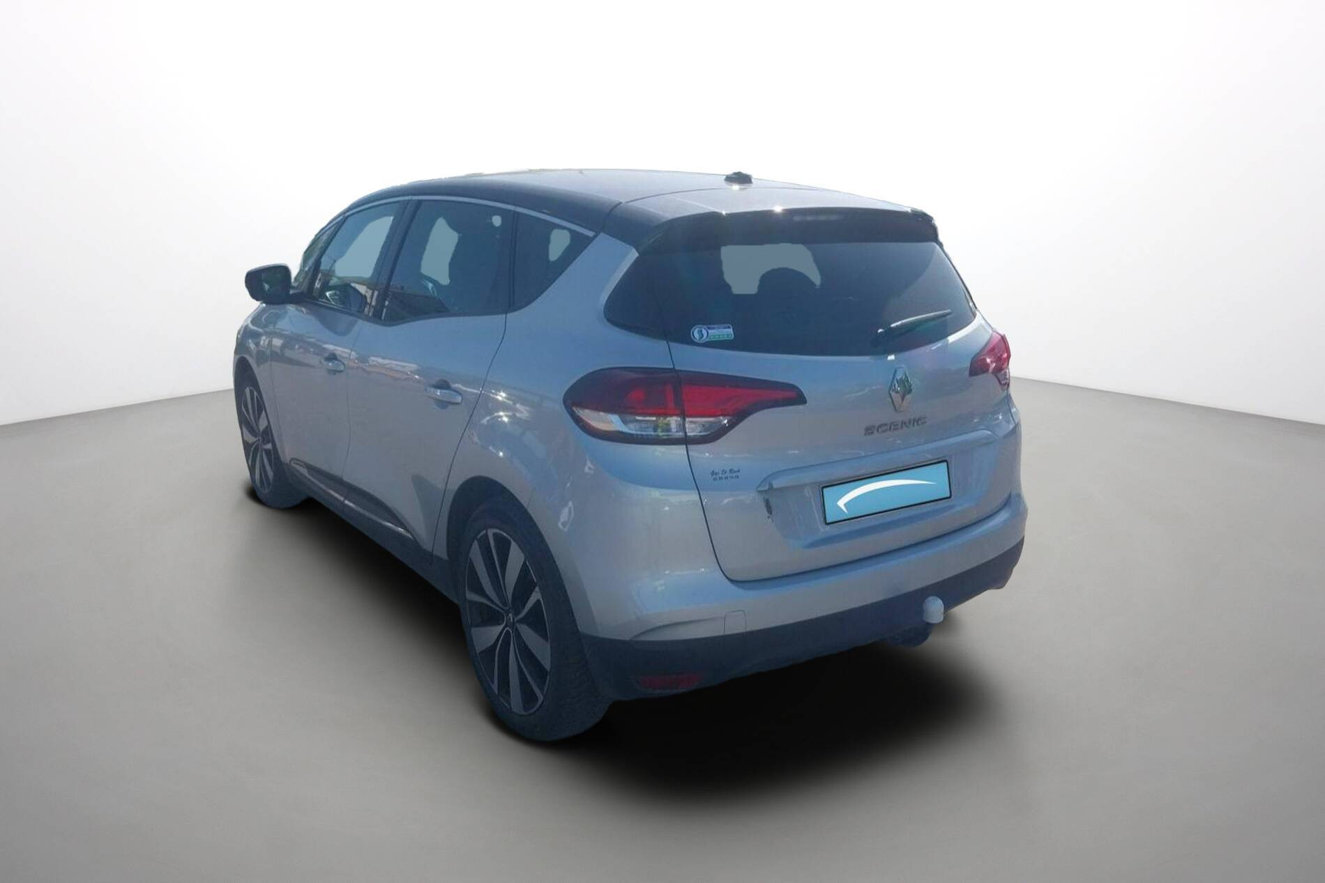 Vente en ligne Renault Scenic 4 Scenic TCe 115 FAP au prix de 13 790 €