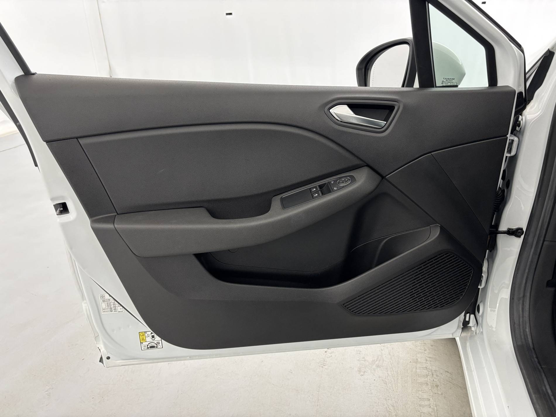 Vente en ligne Renault Clio 5 Clio TCe 90 - 21 au prix de 13 990 €