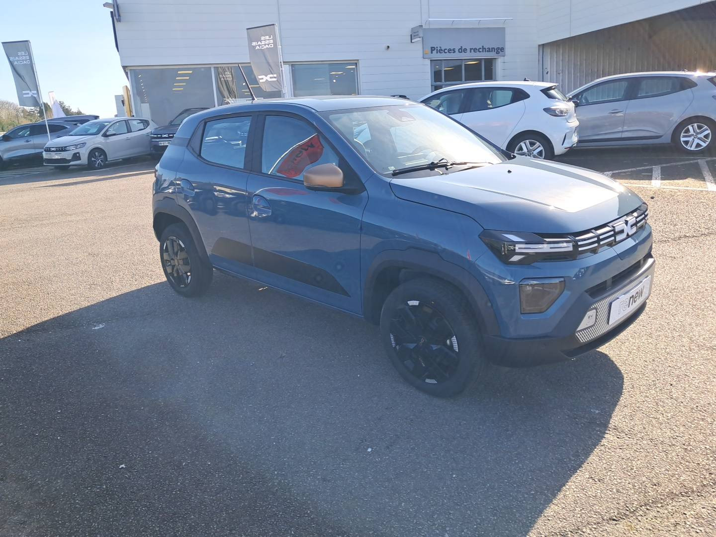 Vente en ligne Dacia Spring  electric 100 au prix de 18 990 €
