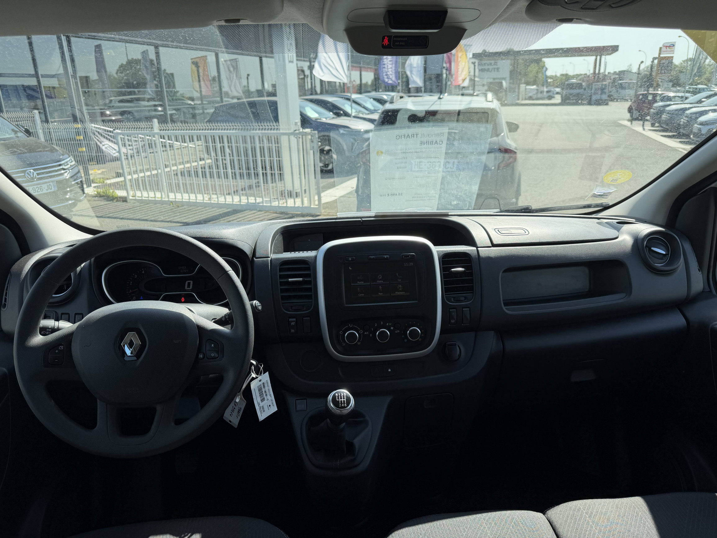 Vente en ligne Renault Trafic Cabine Approfondie TRAFIC CA L2H1 1200 KG DCI 120 au prix de 23 490 €
