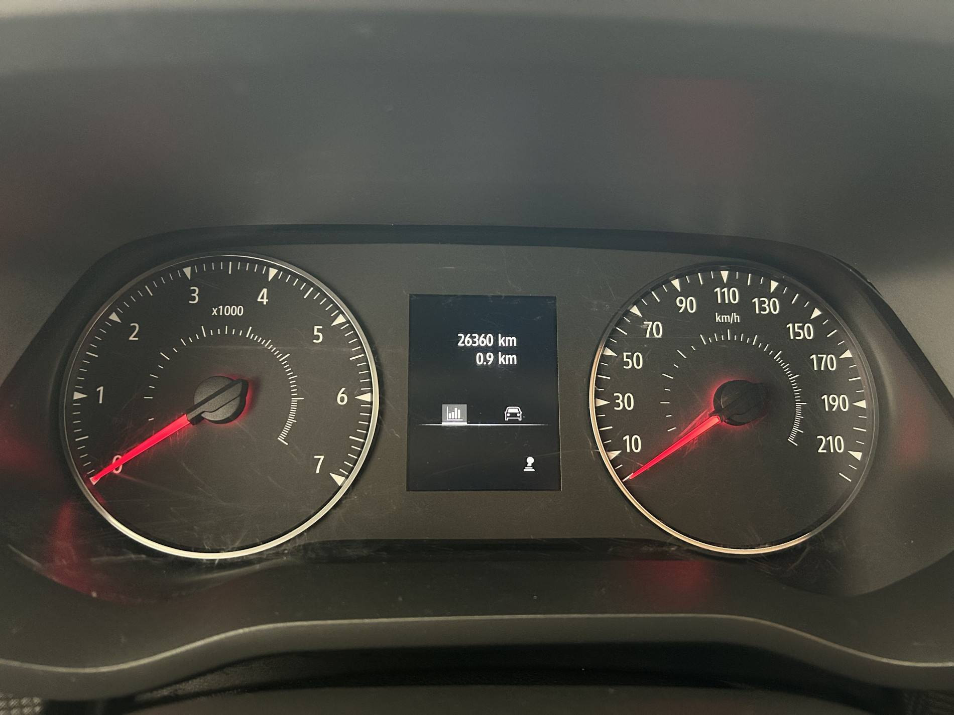 Vente en ligne Renault Trafic 3 Fourgon TRAFIC FG BLUE DCI 130 L1H1 3T GSR2 au prix de 25 390 €