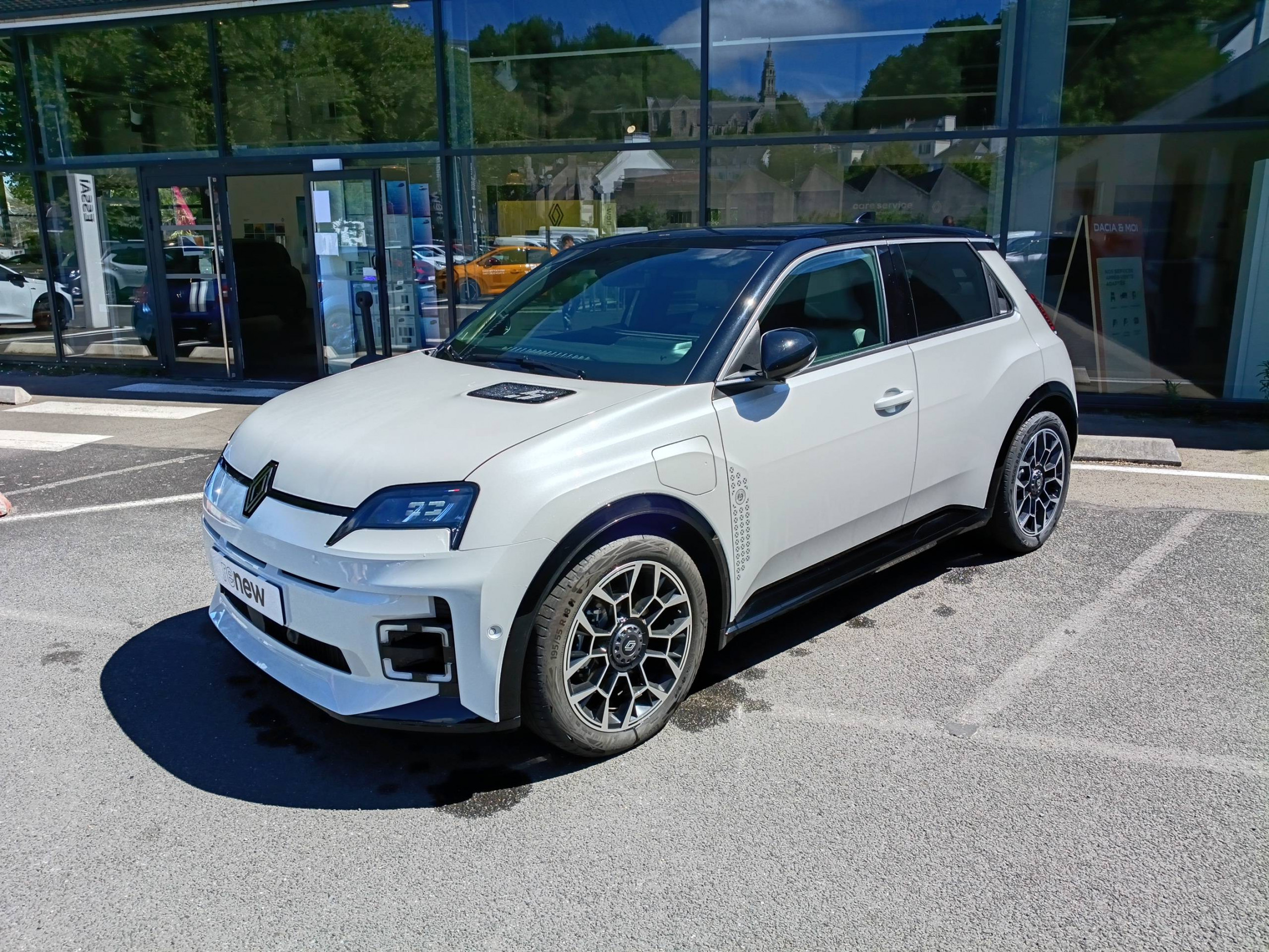 Renault R5 E-Tech  150 ch autonomie confort occasion de 2026 en vente à Châteaulin
