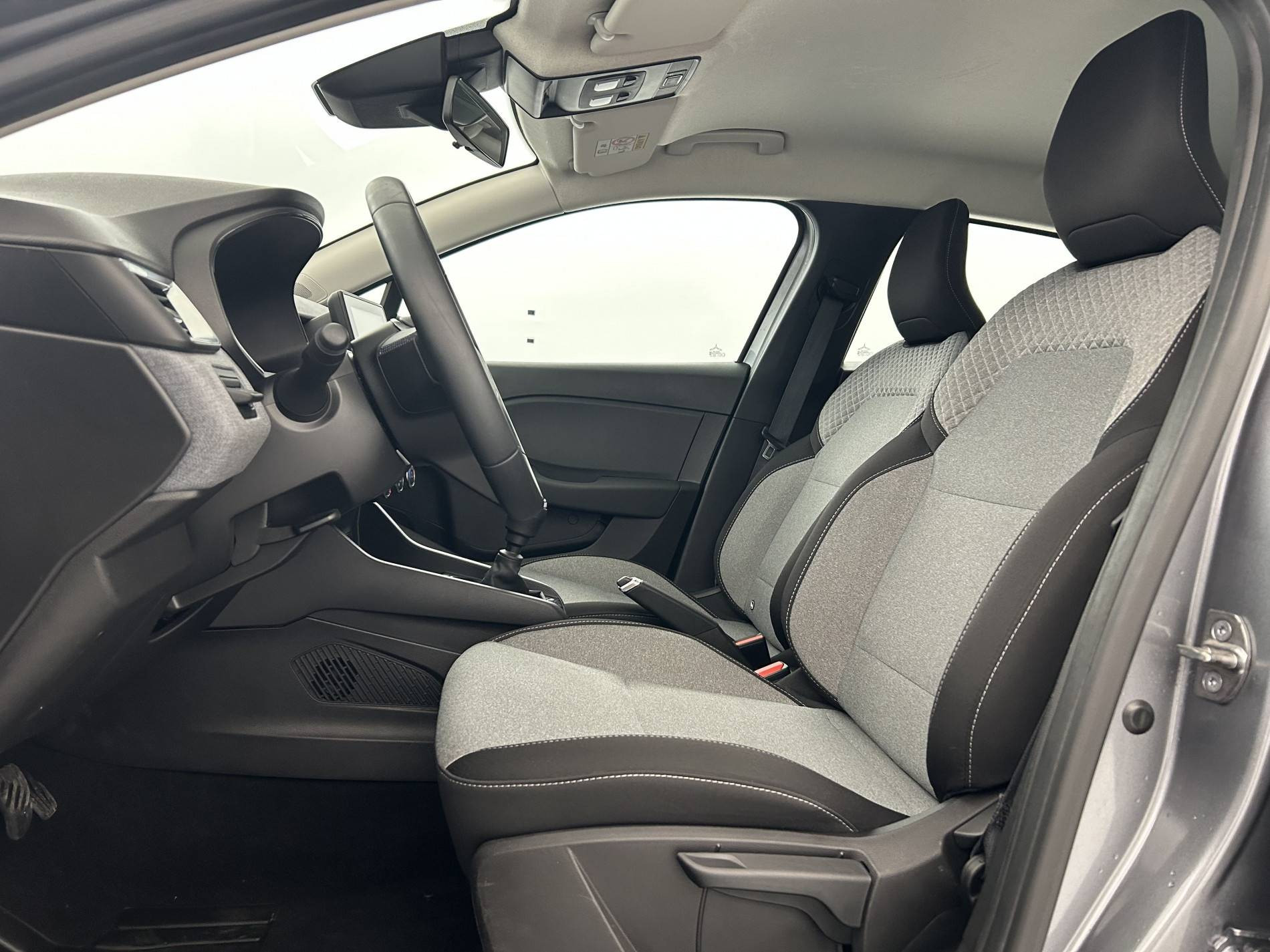 Vente en ligne Renault Clio 5 Clio TCe 90 au prix de 15 400 €