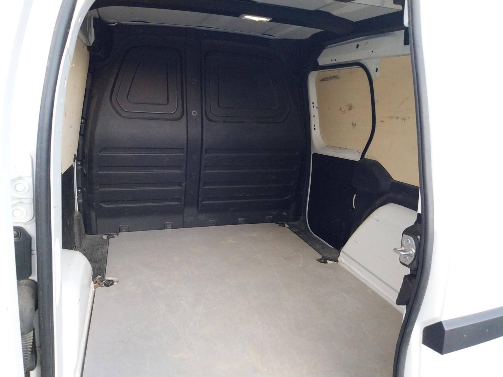Vente en ligne Renault Kangoo Van  FG TOLE BLUE DCI 95 L1 GSR2 au prix de 18 360 €