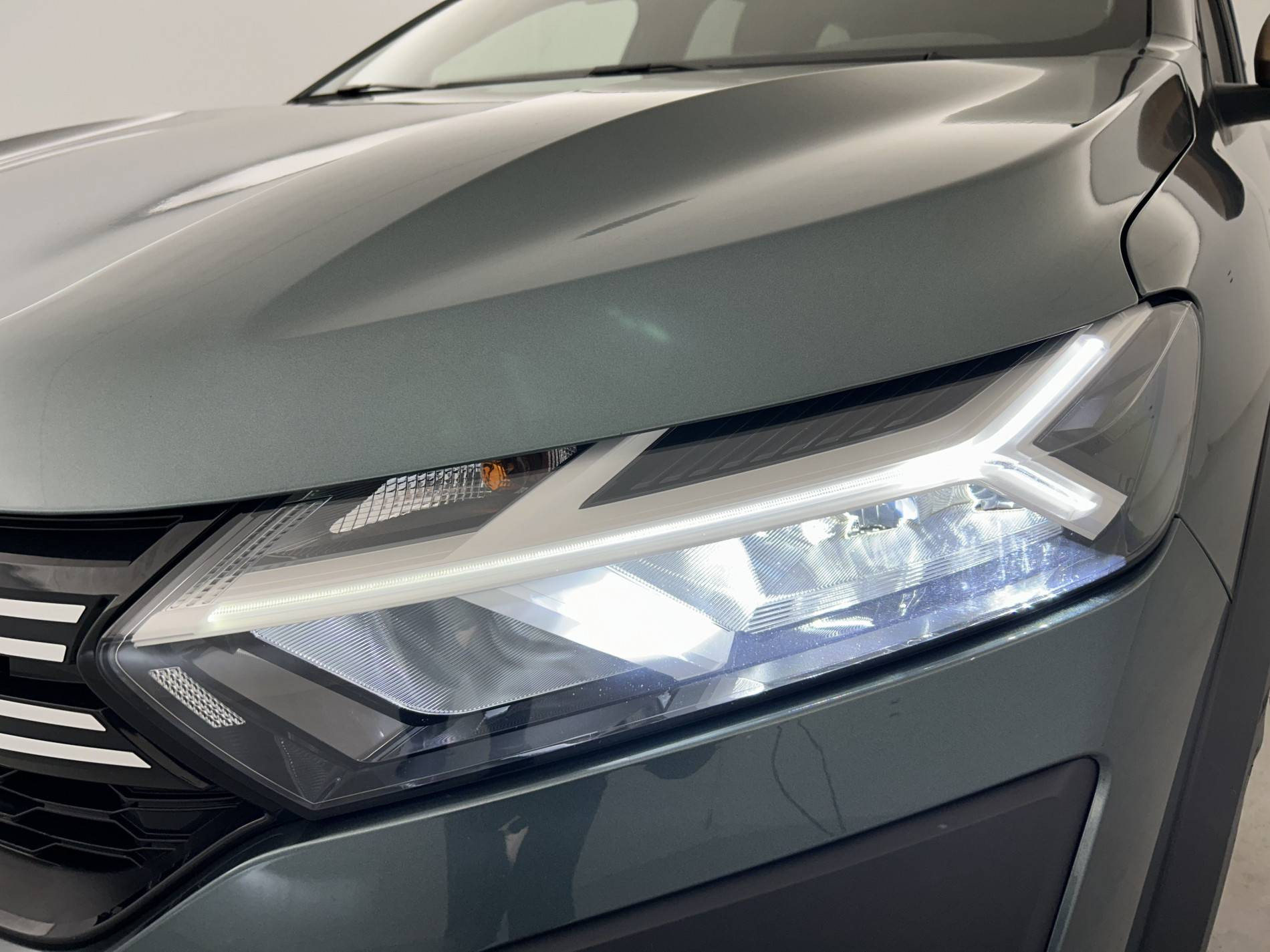 Vente en ligne Dacia Jogger  ECO-G 100 7 places au prix de 18 790 €