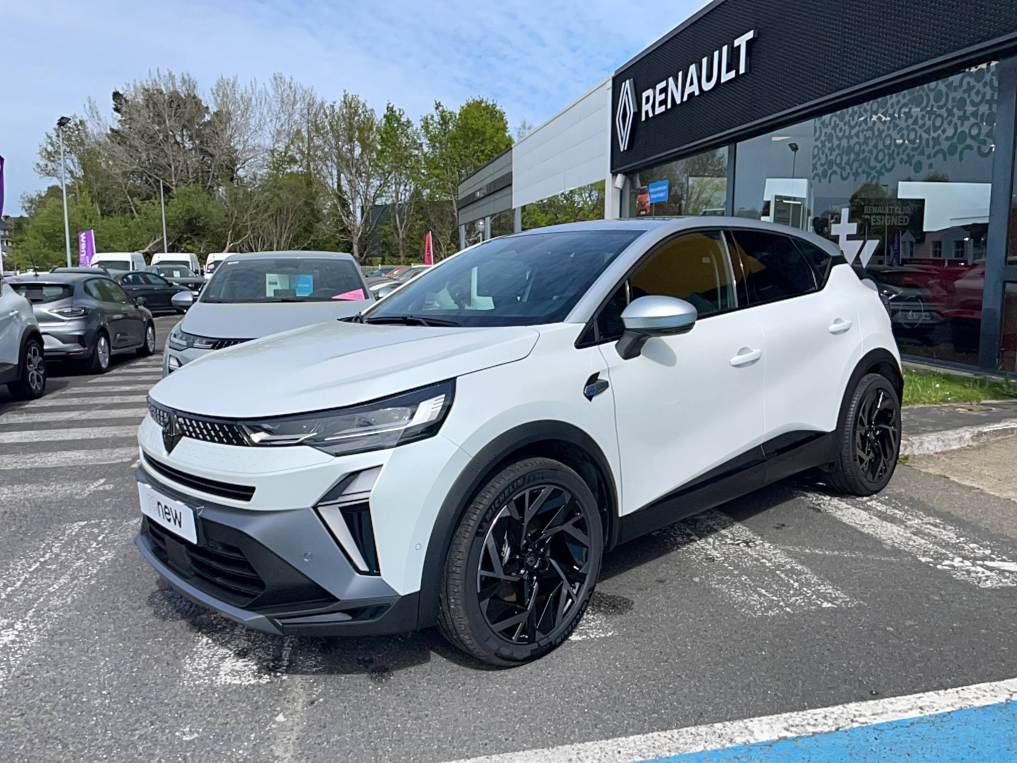 Renault Captur  E-Tech full hybrid 145 ch occasion de 2025 en vente à Auray