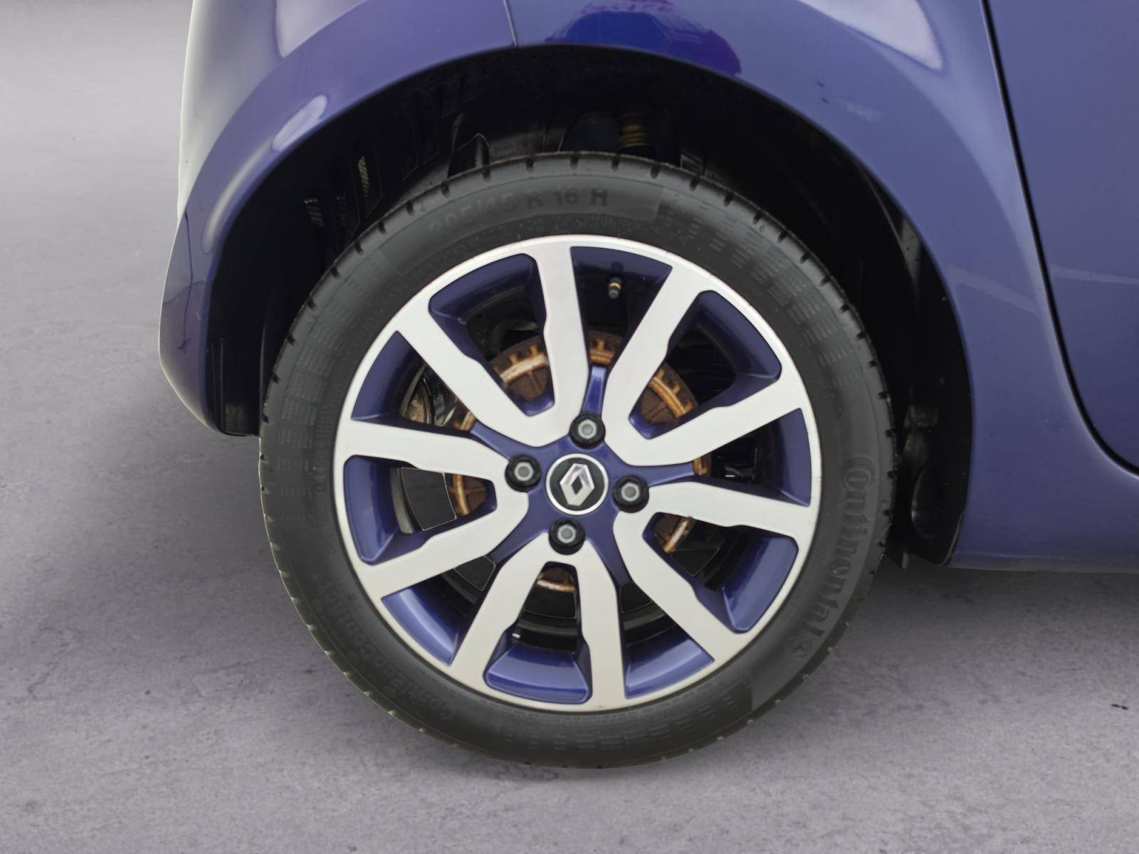 Vente en ligne Renault Twingo 3  0.9 TCe 90 au prix de 12 490 €