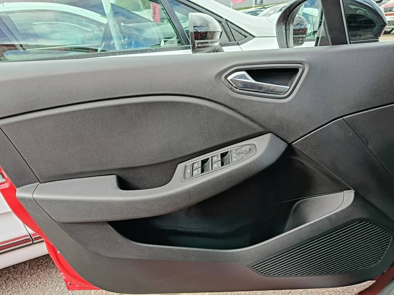 Vente en ligne Renault Clio 5 Clio TCe 90 - 21N au prix de 13 990 €