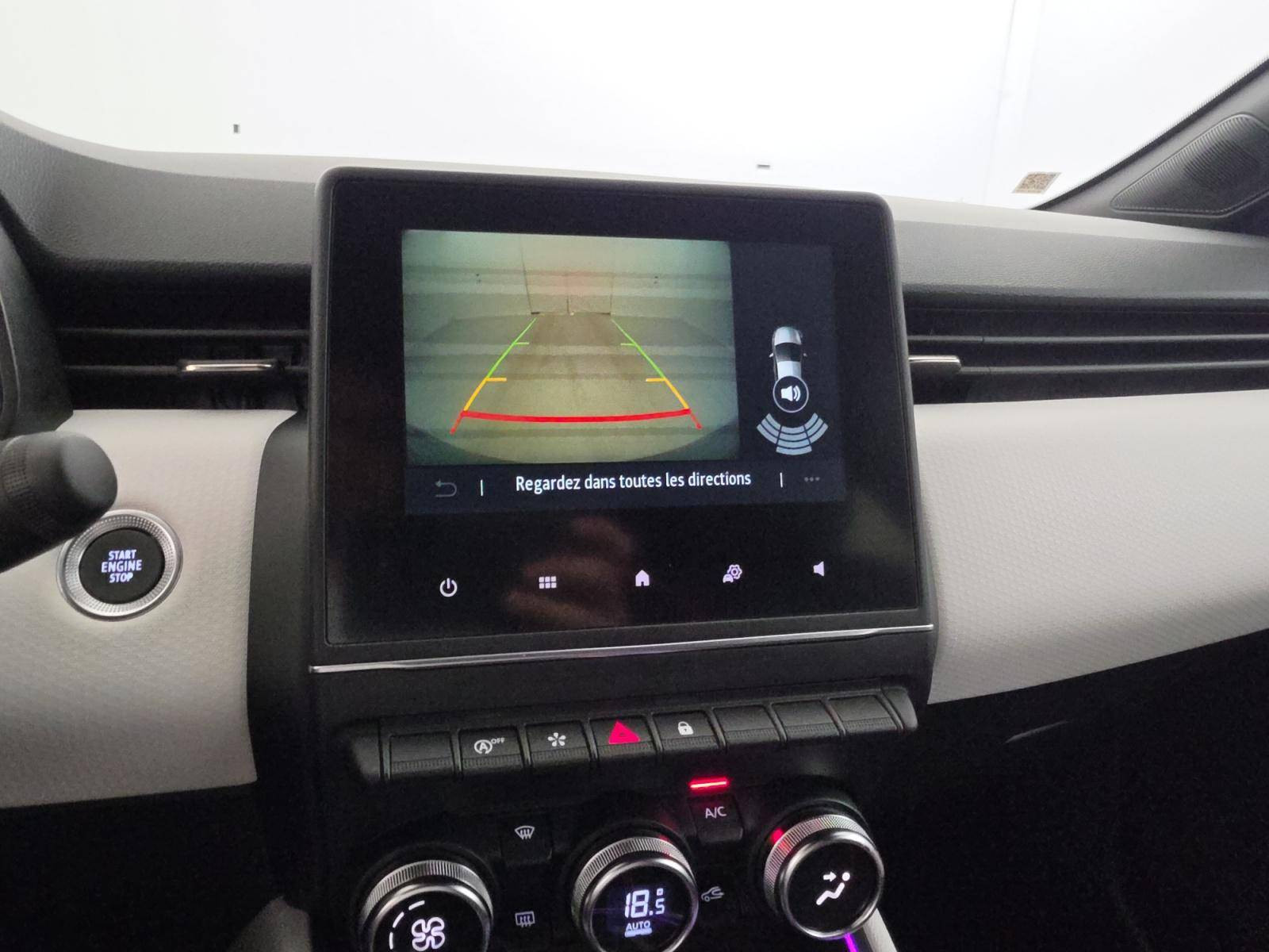 Vente en ligne Renault Clio 5 Clio TCe 90 au prix de 15 490 €