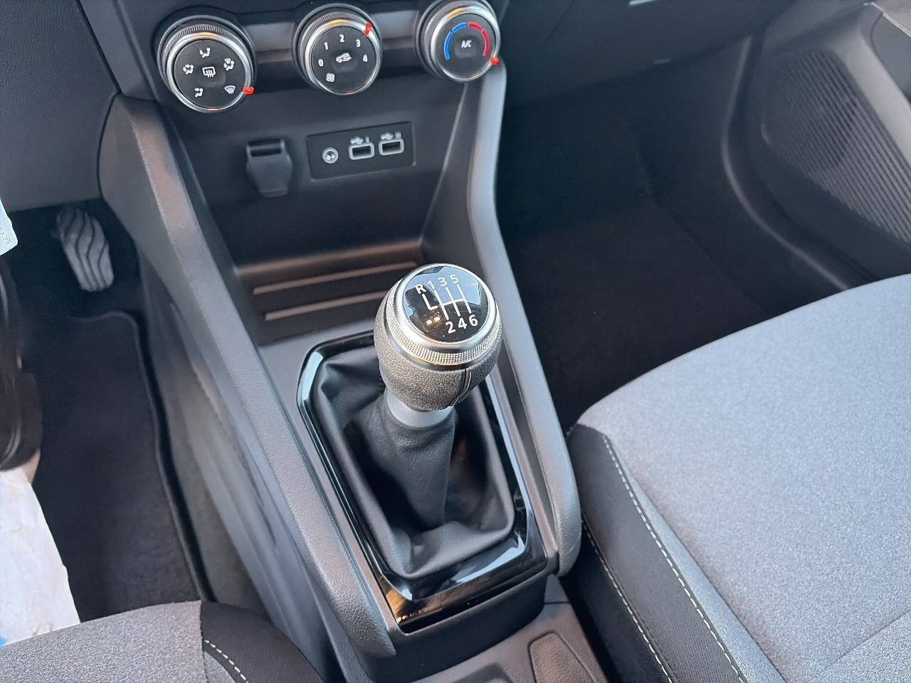 Vente en ligne Renault Clio 5 Clio TCe 90 ch au prix de 16 990 €