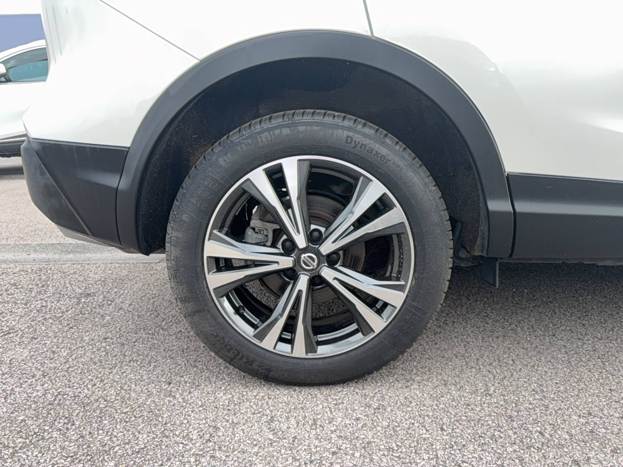 Vente en ligne Nissan Qashqai Qashqai 1.5 dCi 115 au prix de 16 990 €