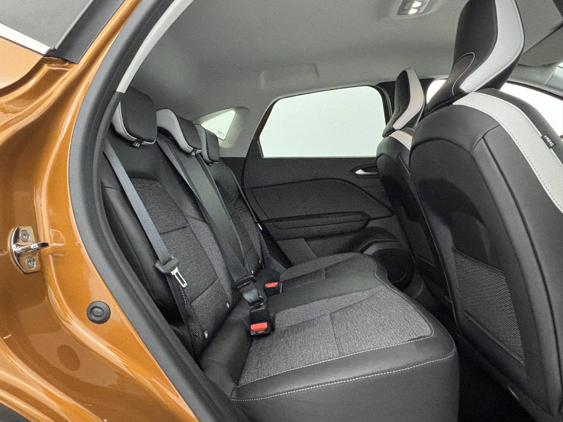 Vente en ligne Renault Captur  TCe 140 EDC - 21 au prix de 18 990 €
