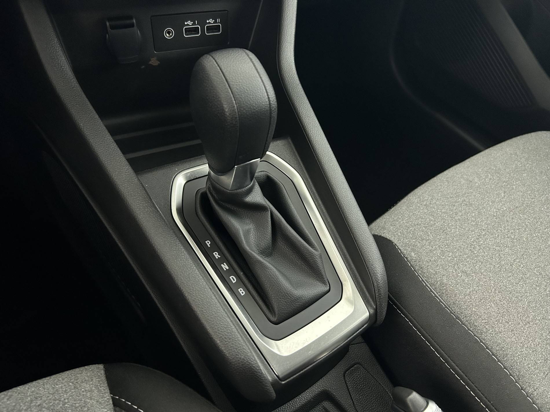 Vente en ligne Renault Clio 5 Clio E-Tech full hybrid 145 ch GSR2 au prix de 18 990 €