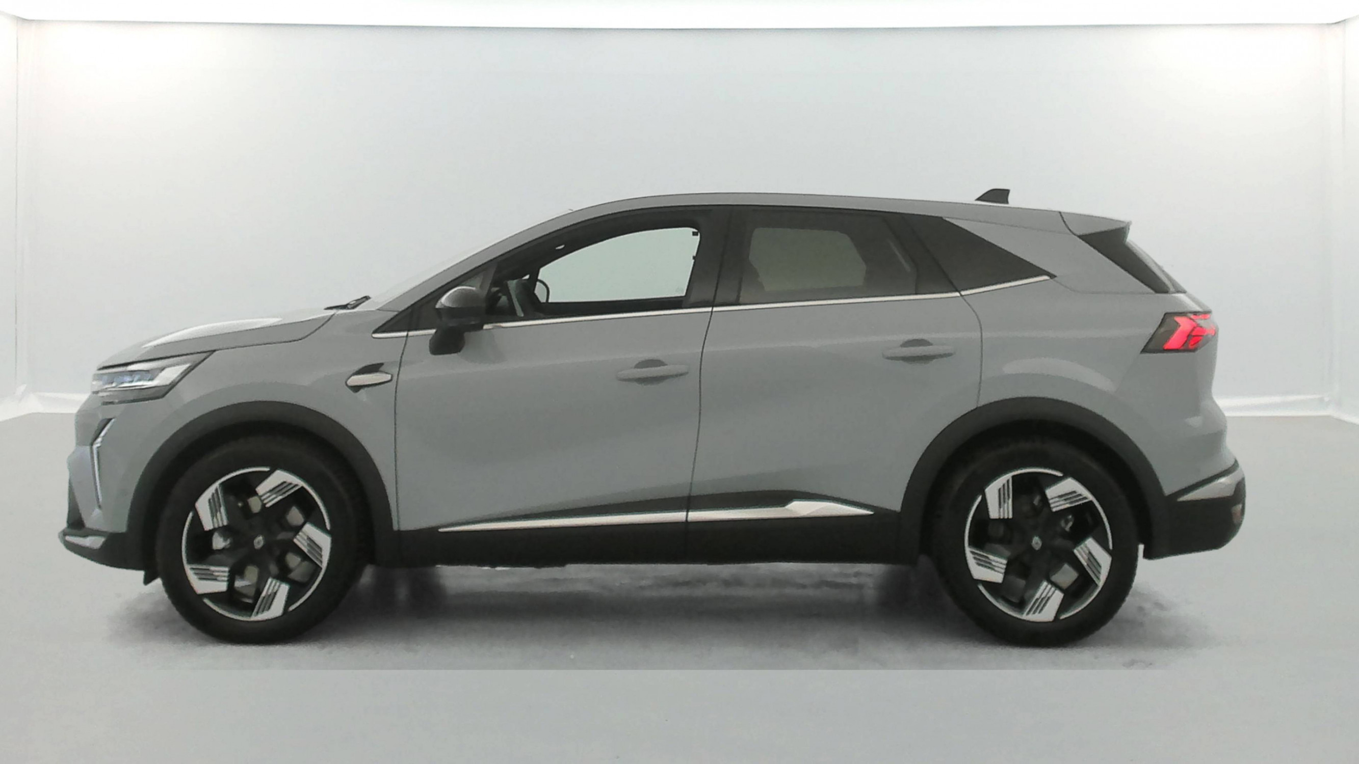 Vente en ligne Renault Symbioz  E-Tech full hybrid 160 ch au prix de 31 990 €