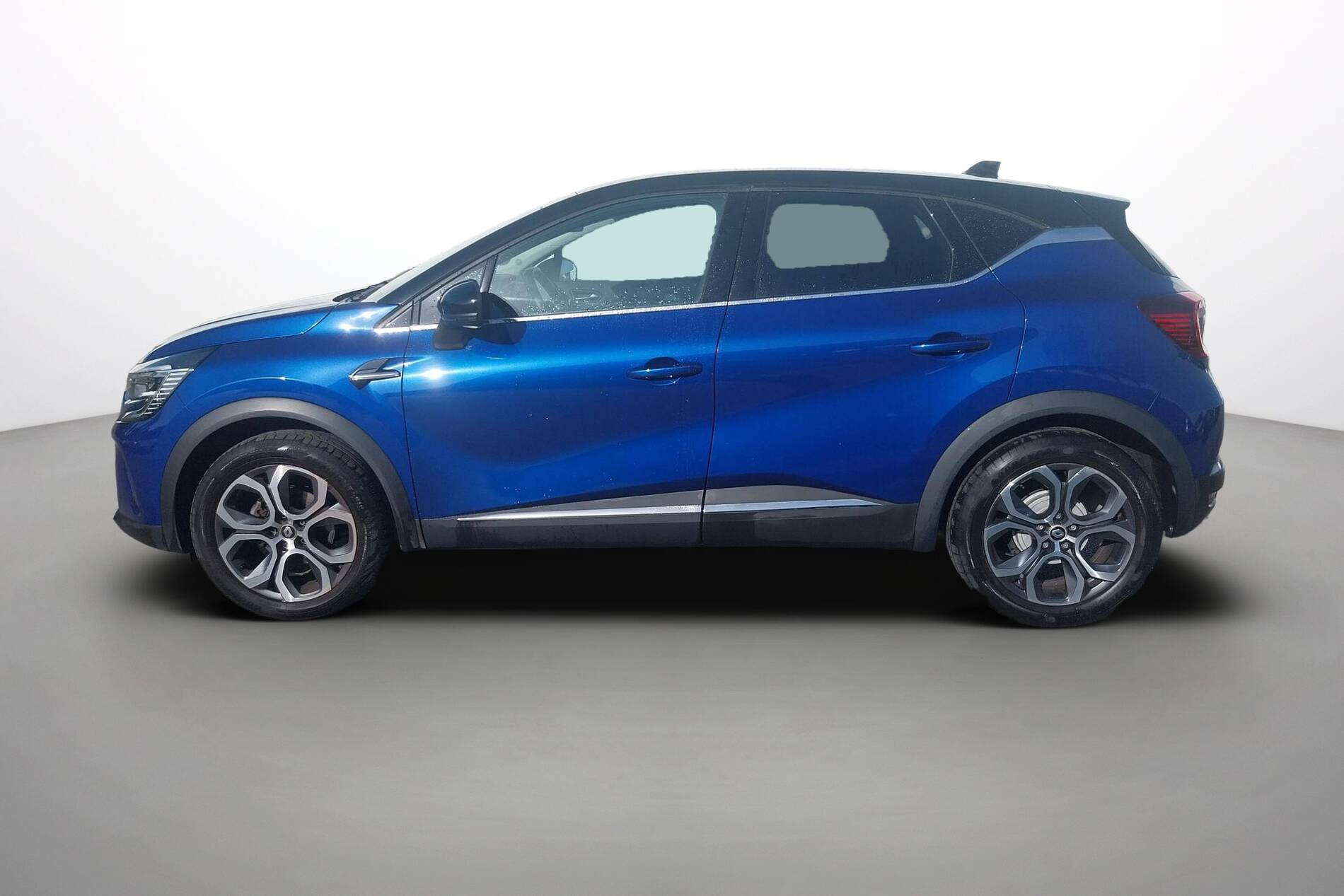 Vente en ligne Renault Captur  mild hybrid 140 au prix de 20 990 €