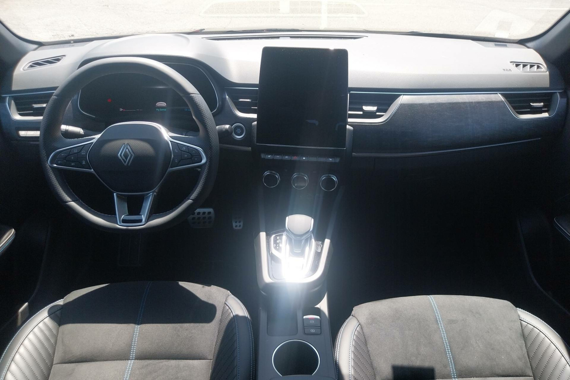 Vente en ligne Renault Arkana  E-Tech full hybrid 145 GSR2 au prix de 28 900 €