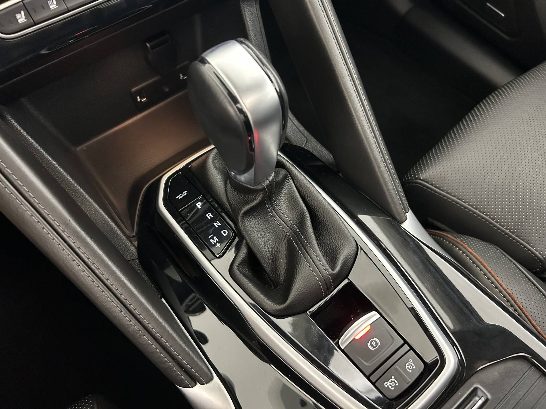 Vente en ligne Renault Koleos  Tce 160 EDC au prix de 24 490 €