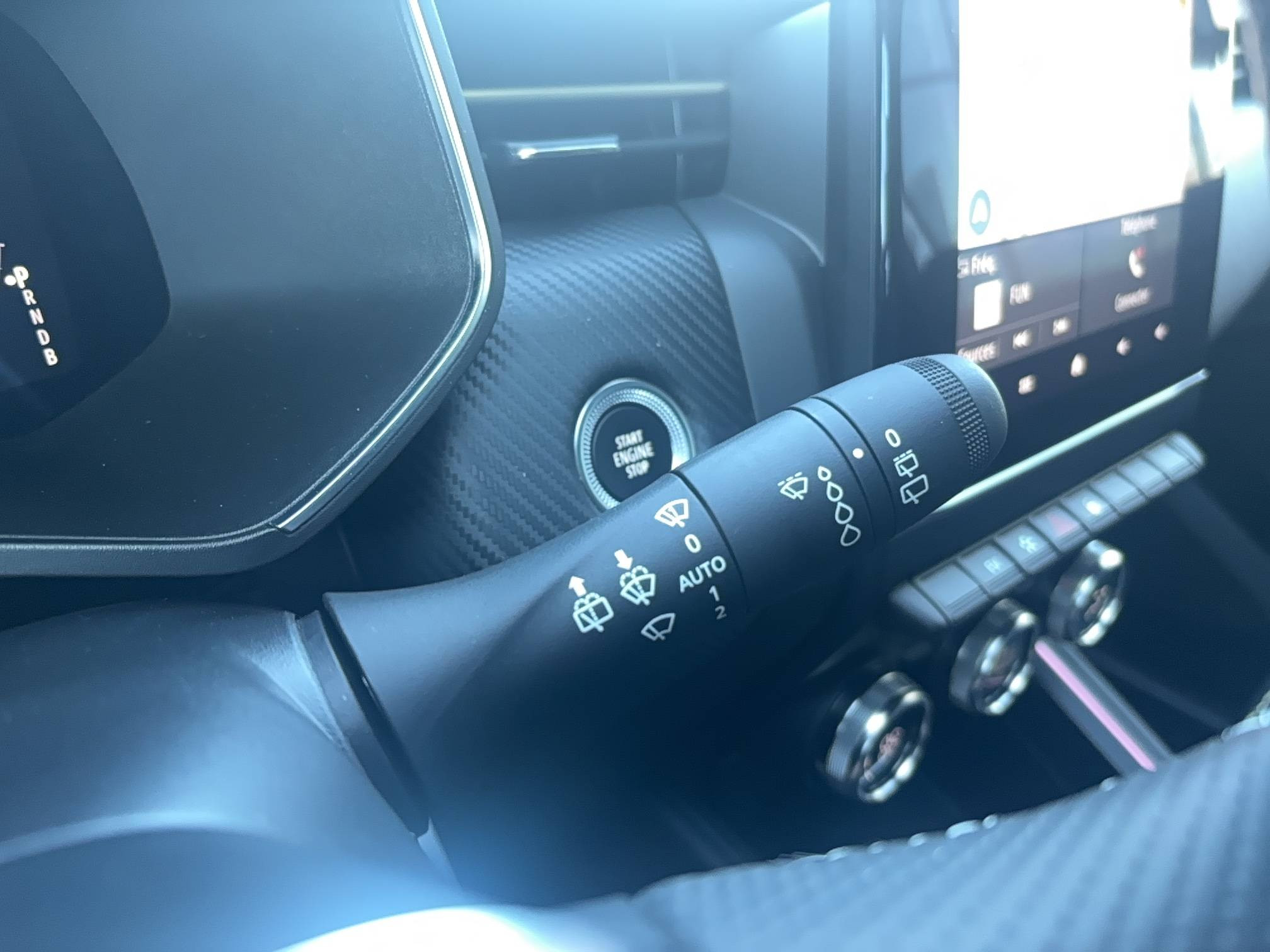 Vente en ligne Renault Clio 5 Clio E-Tech full hybrid 145 au prix de 19 490 €