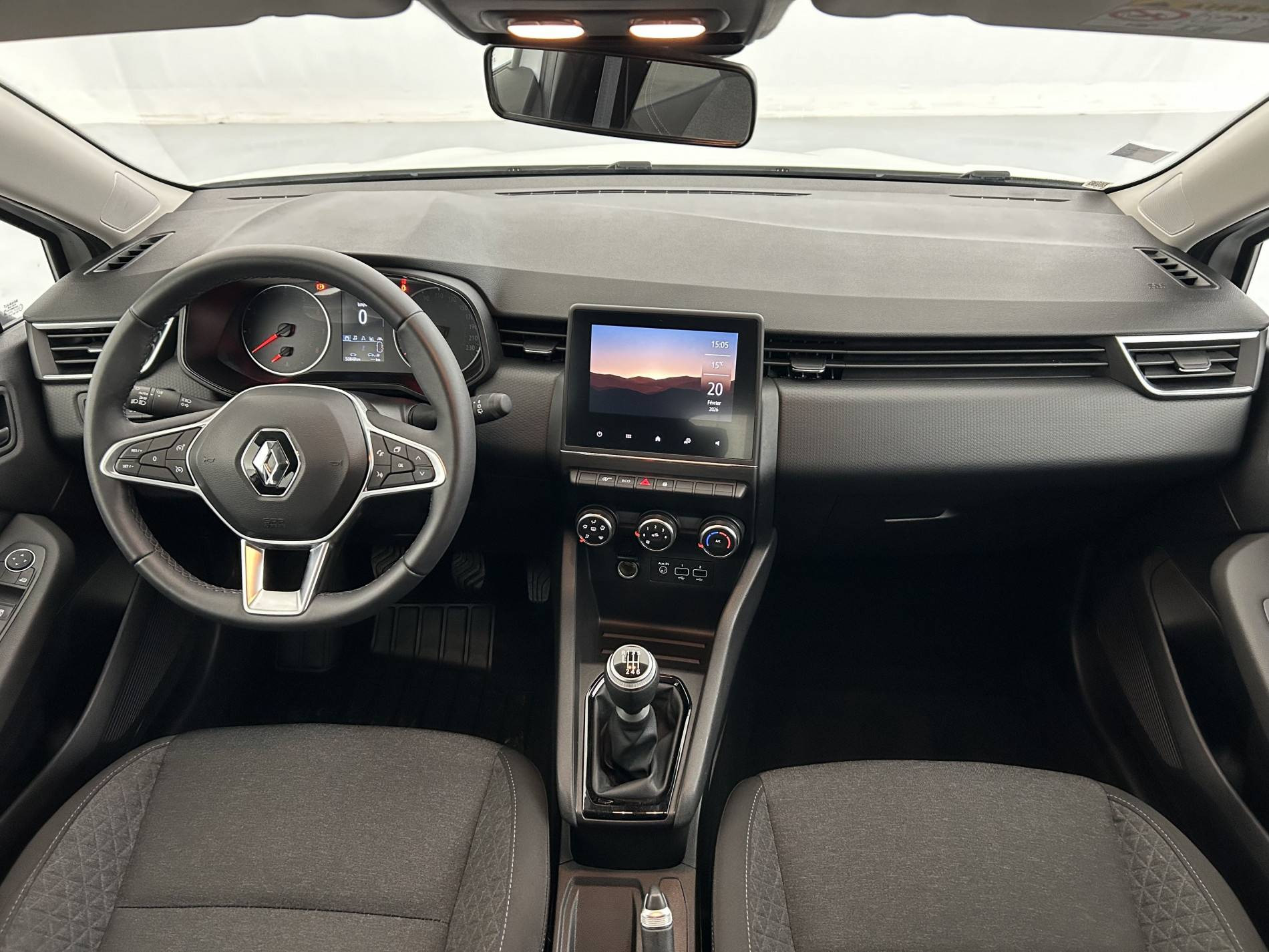 Vente en ligne Renault Clio 5 Clio TCe 90 - 21N au prix de 13 590 €