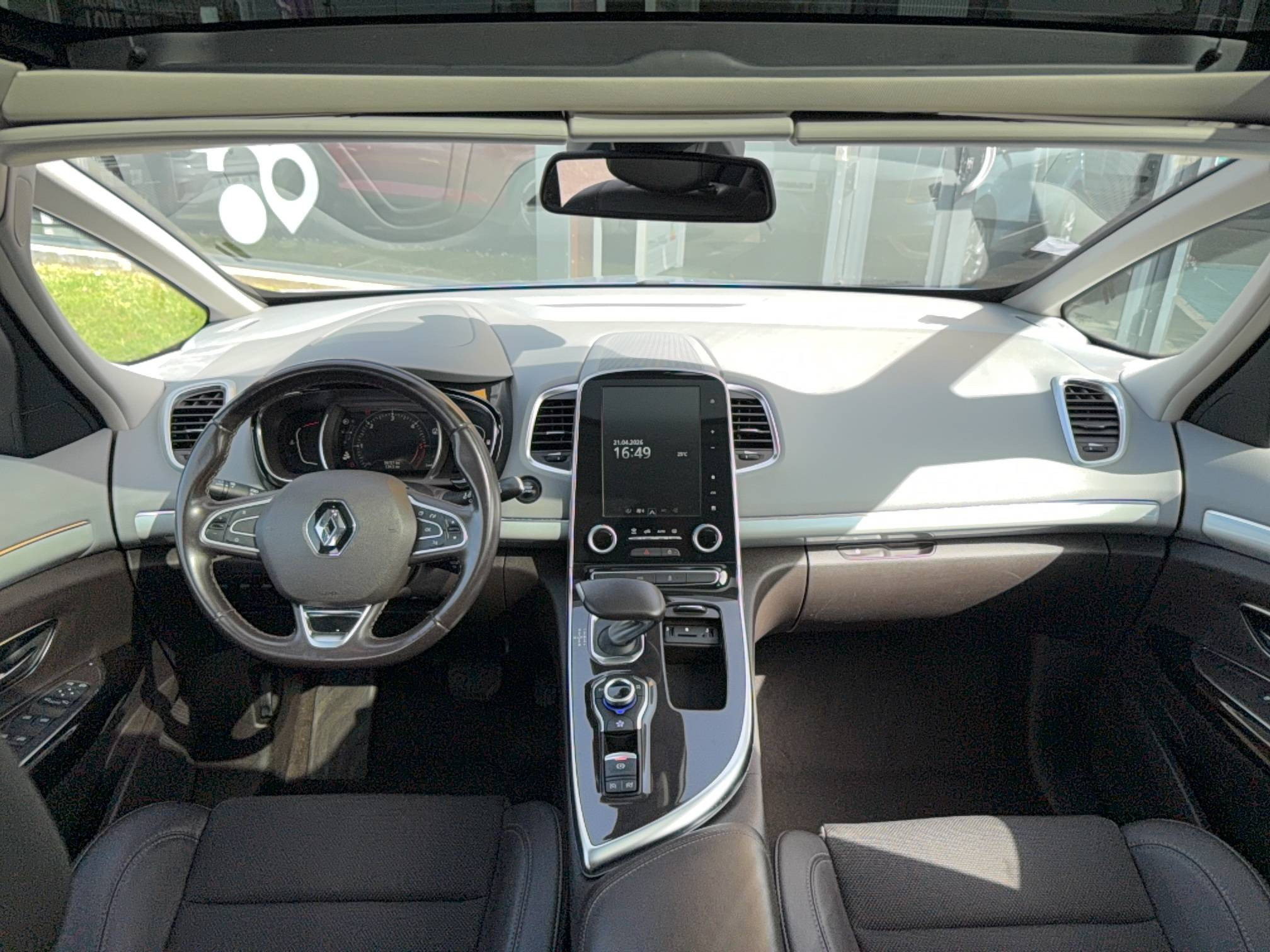 Vente en ligne Renault Espace 5 Espace dCi 160 Energy Twin Turbo au prix de 15 990 €