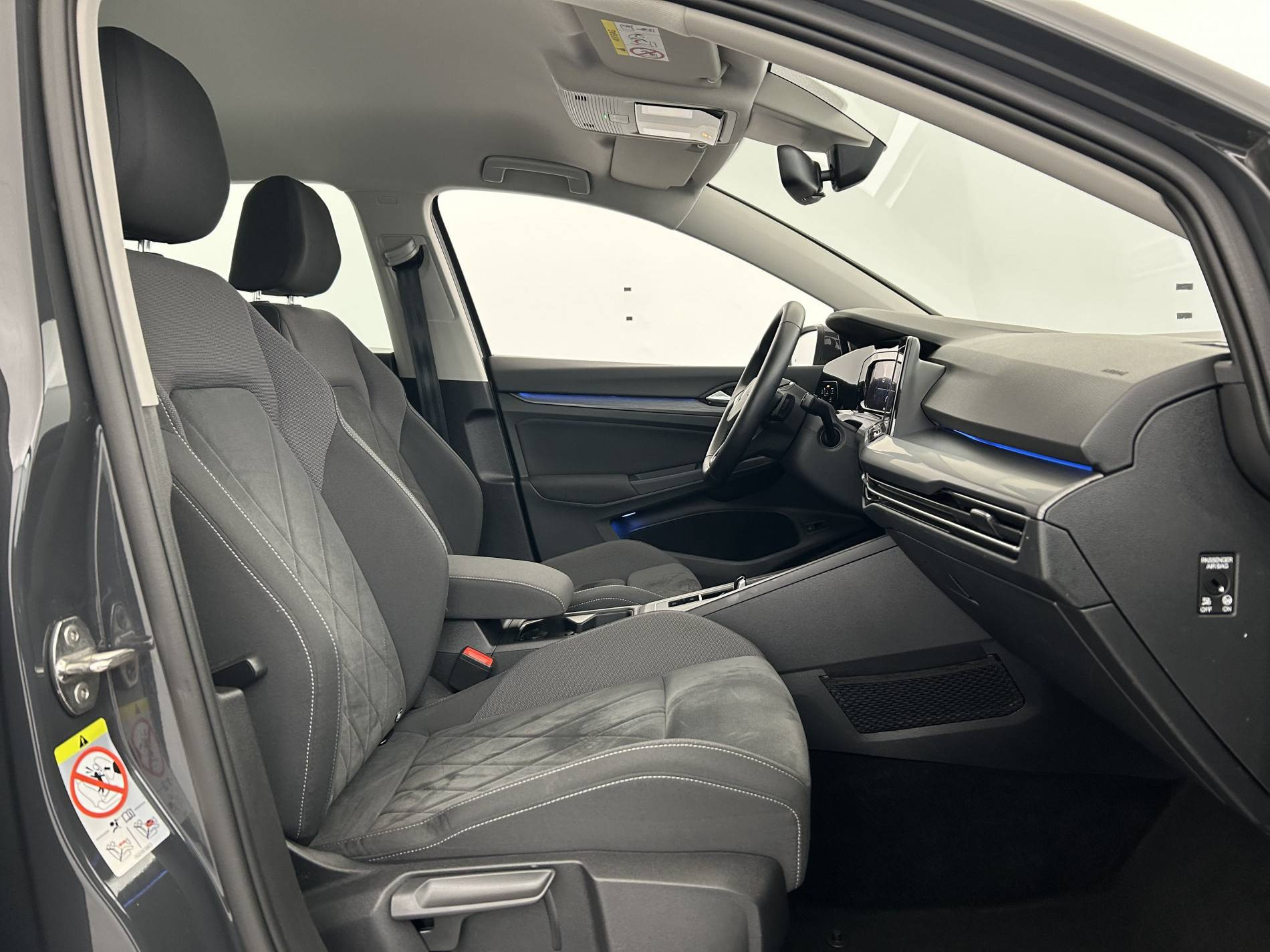 Vente en ligne Volkswagen Golf  1.4 Hybrid Rechargeable OPF 204 DSG6 au prix de 20 490 €