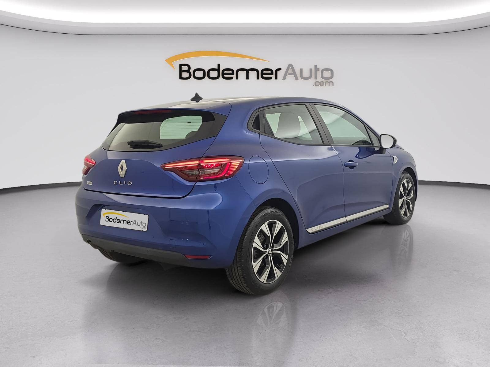 Vente en ligne Renault Clio 5 Clio TCe 90 - 21N au prix de 14 390 €