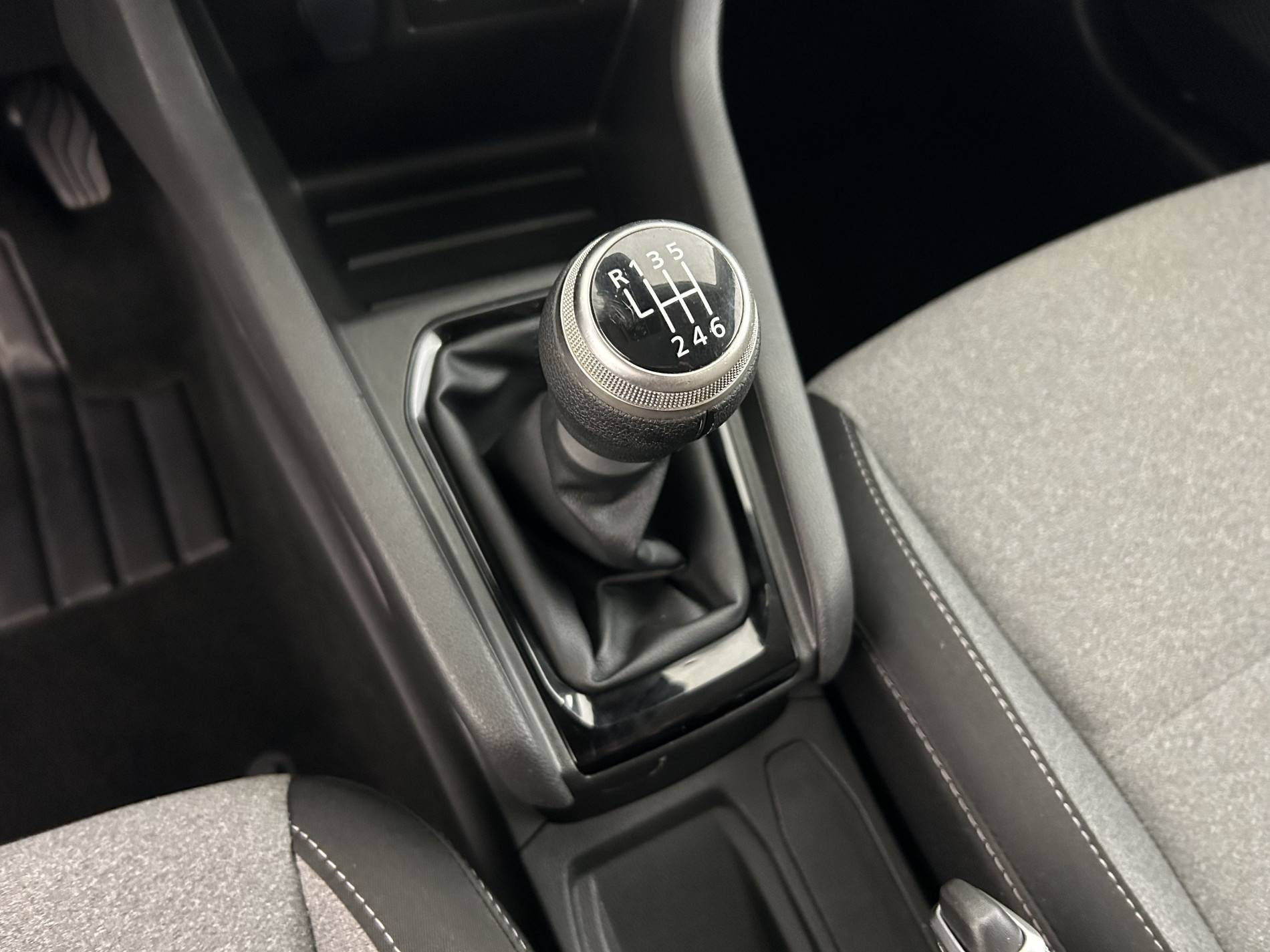 Vente en ligne Renault Clio 5 Clio TCe 90 ch GSR2 au prix de 15 490 €