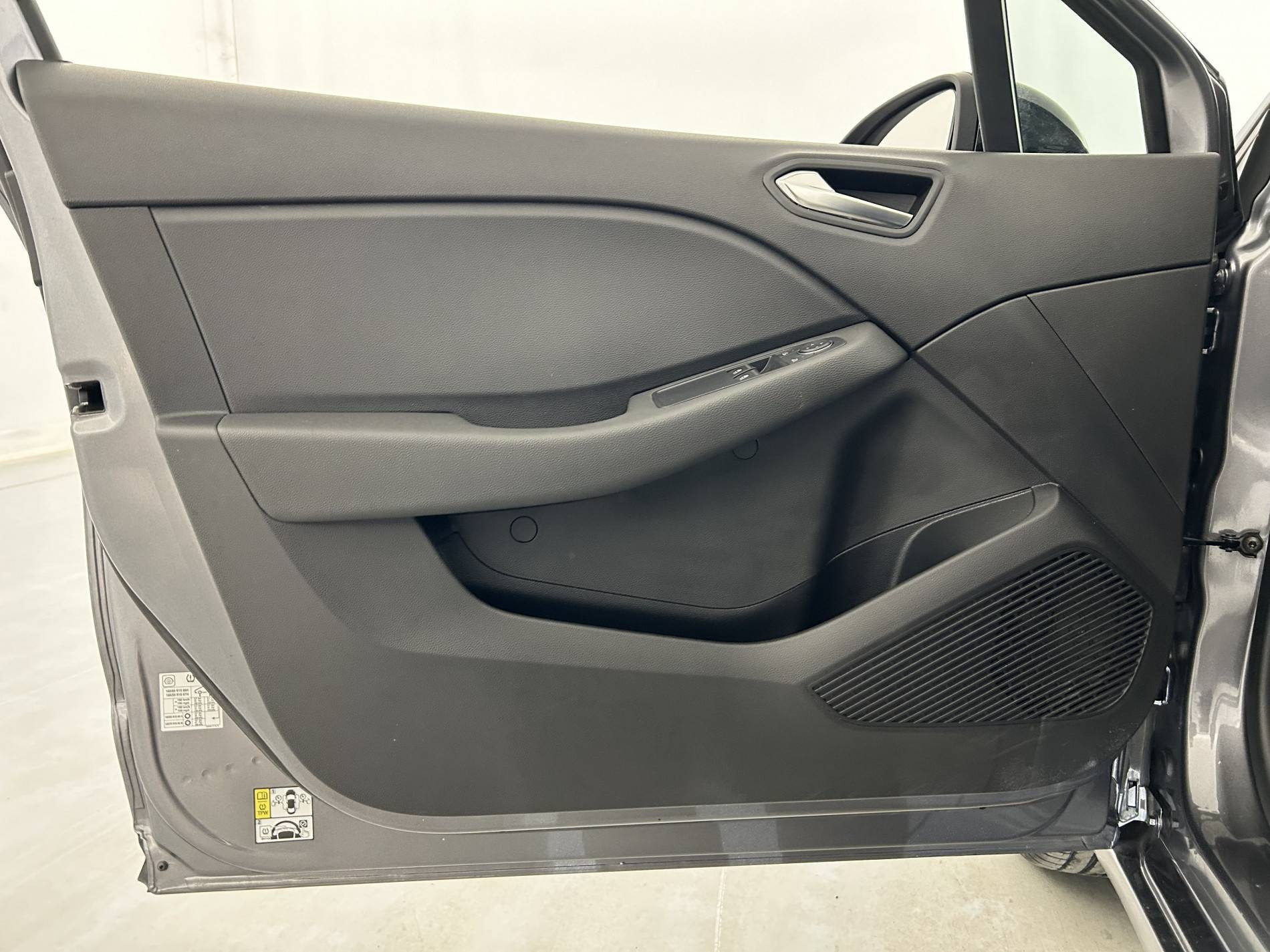 Vente en ligne Renault Clio 5 Clio TCe 90 au prix de 13 790 €