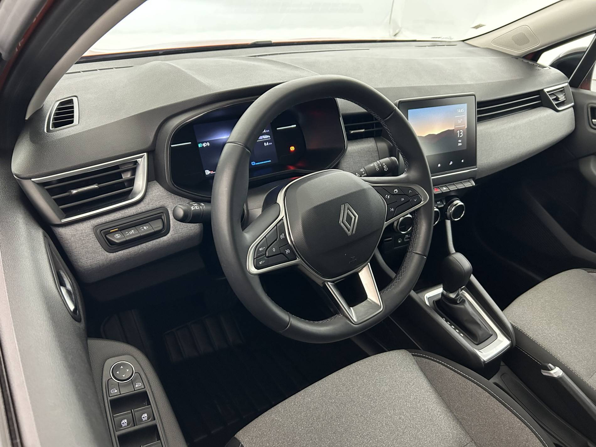 Vente en ligne Renault Clio 5 Clio E-Tech full hybrid 145 au prix de 18 890 €
